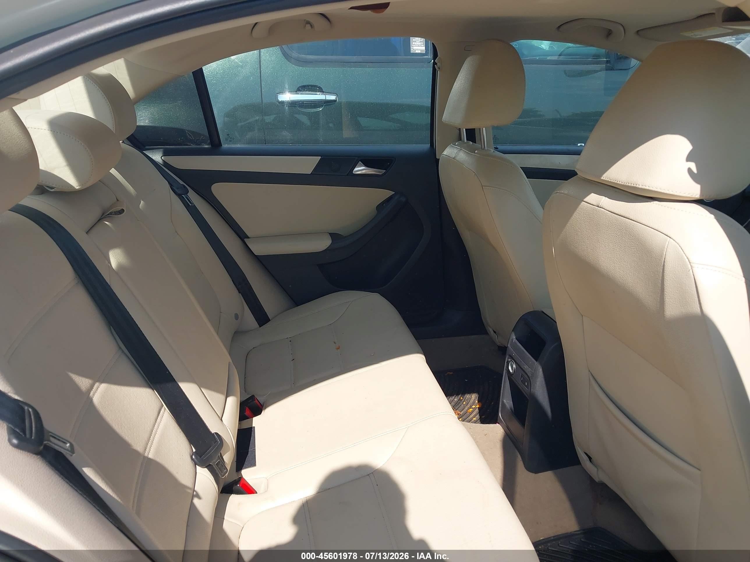 2012 Volkswagen Jetta 2.5l Se White vin: 3VWBP7AJ0CM113076