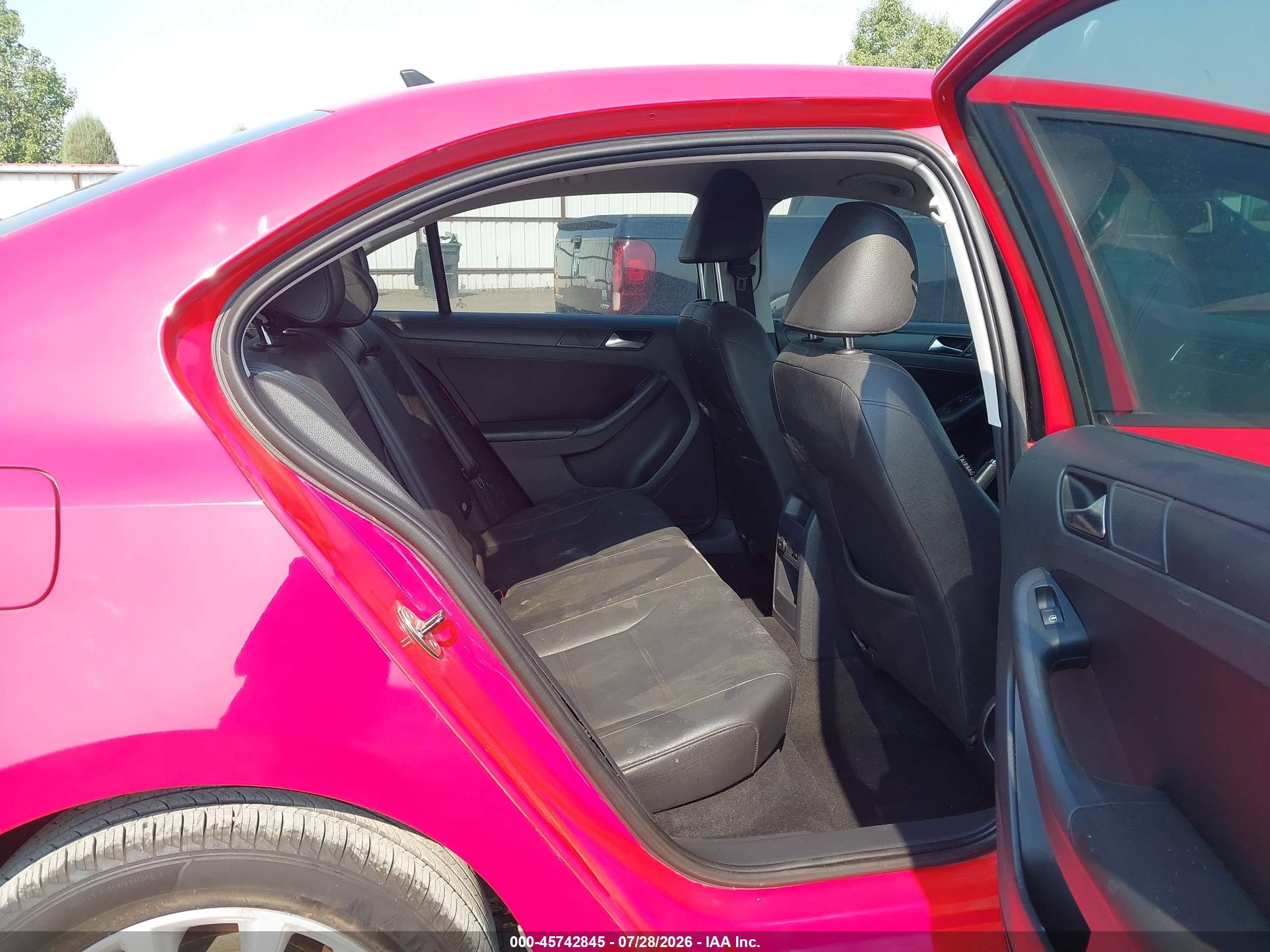 2012 Volkswagen Jetta 2.5l Se Red vin: 3VWBP7AJ1CM303033