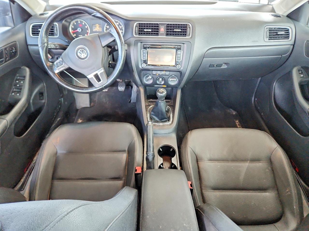 2012 Volkswagen Jetta Se Black vin: 3VWBP7AJ3CM373231