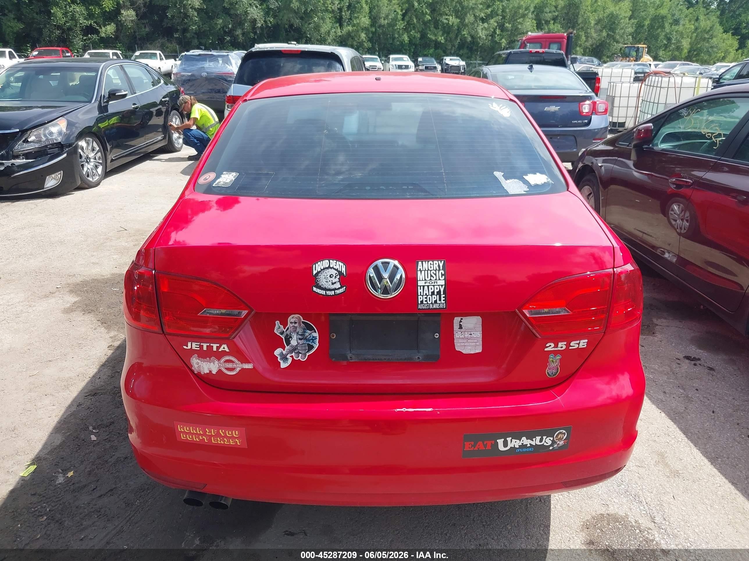 2013 Volkswagen Jetta 2.5l Se Red vin: 3VWBP7AJ3DM385980