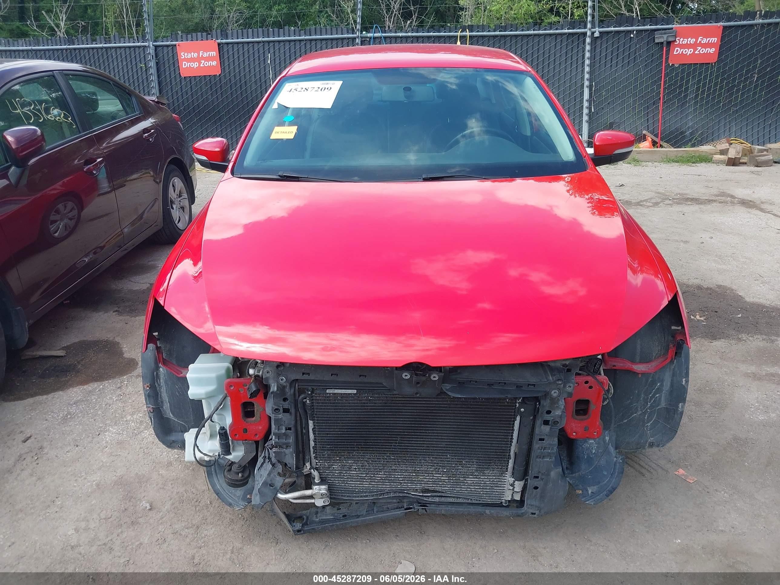 2013 Volkswagen Jetta 2.5l Se Red vin: 3VWBP7AJ3DM385980