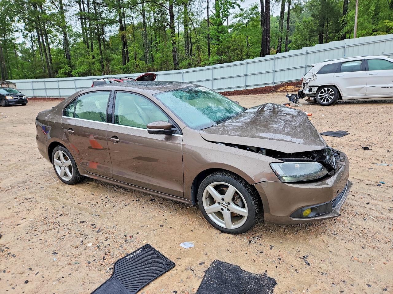 2013 Volkswagen Jetta Se Brown vin: 3VWBP7AJ3DM397420