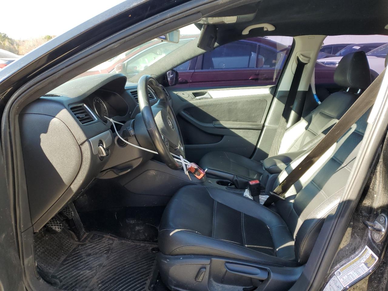 2013 Volkswagen Jetta Se Black vin: 3VWBP7AJ3DM426074