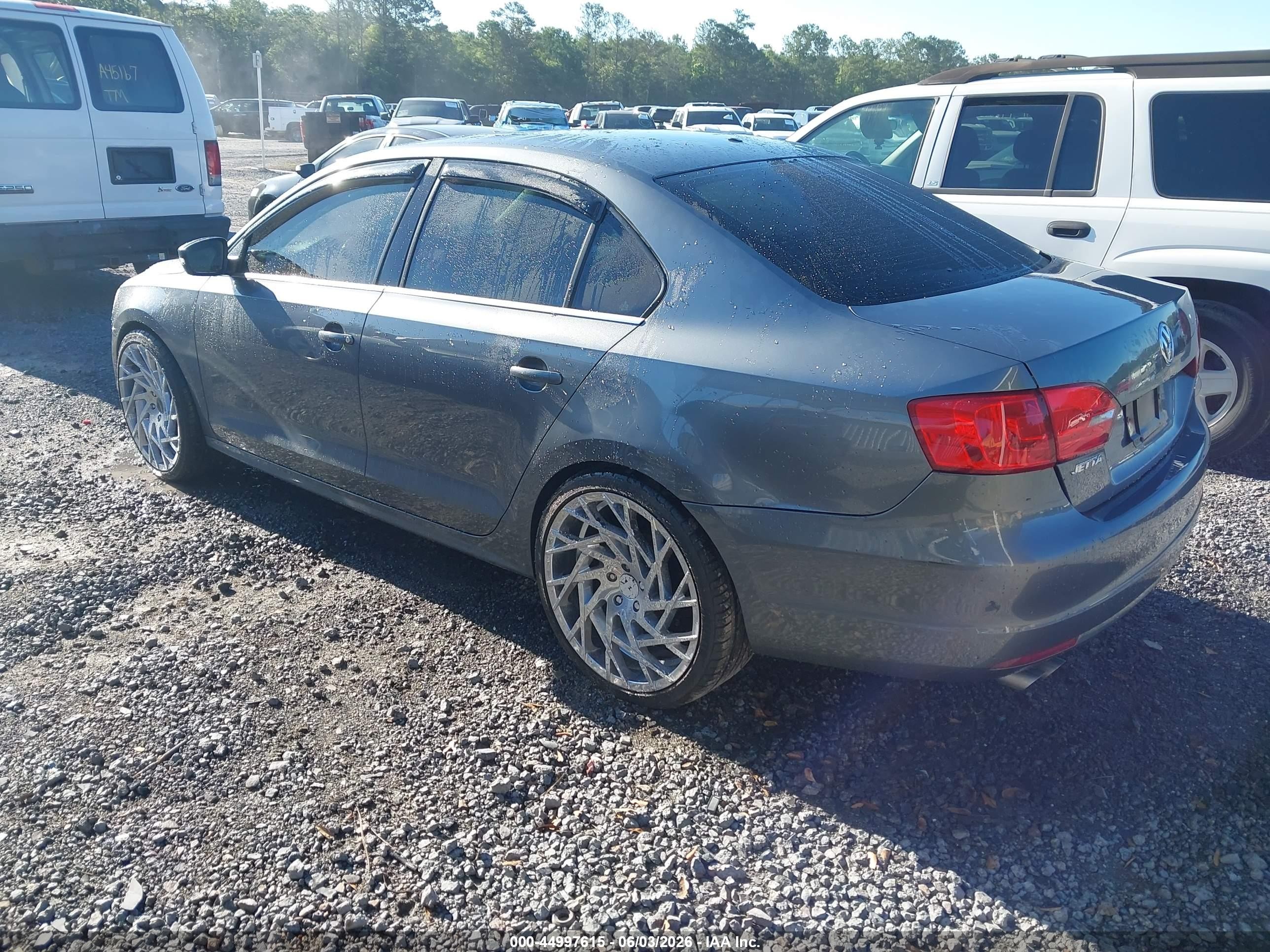 2013 Volkswagen Jetta 2.5l Se Gray vin: 3VWBP7AJ3DM446812