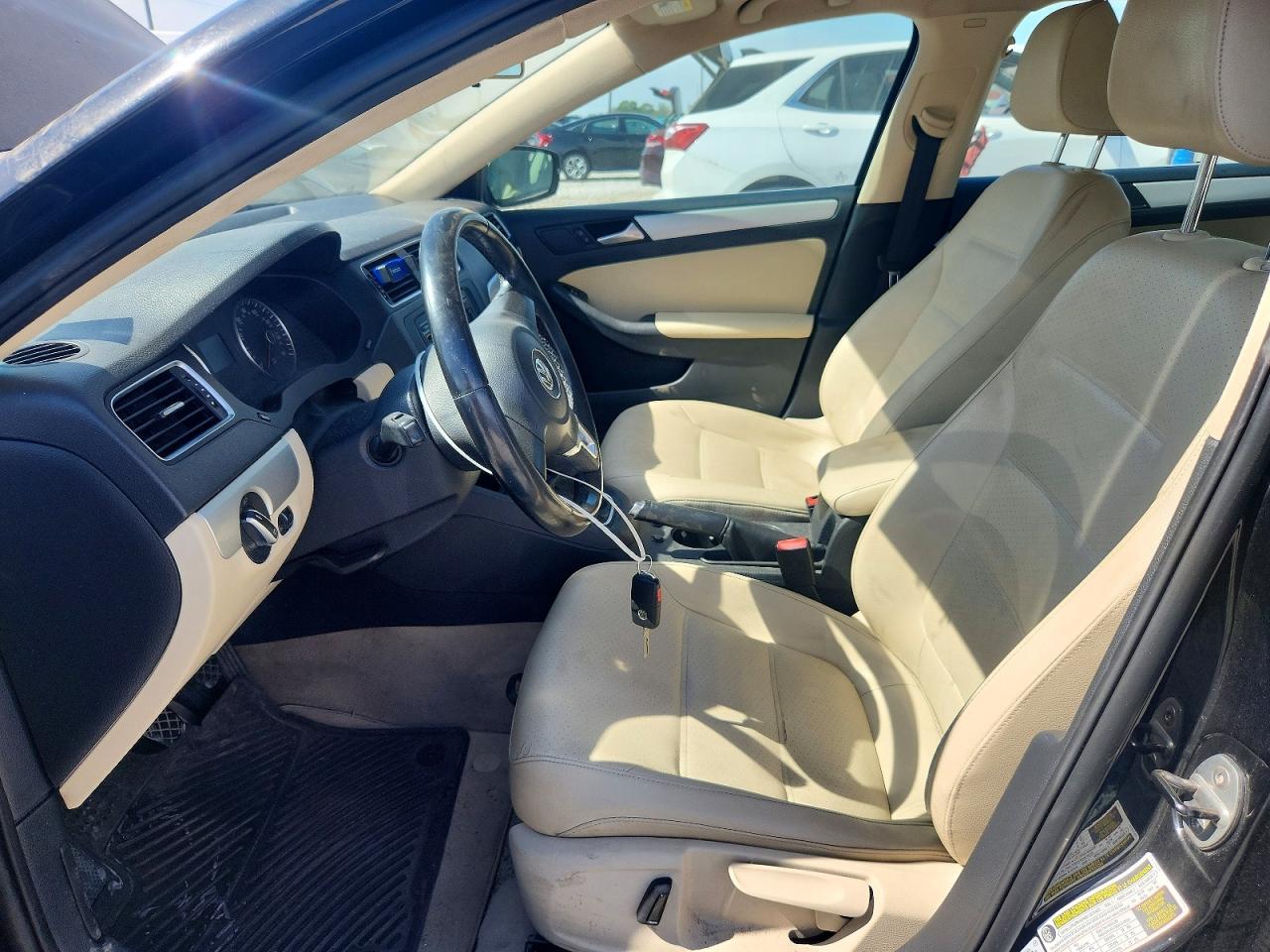 2013 Volkswagen Jetta Black vin: 3VWBP7AJ4DM397829