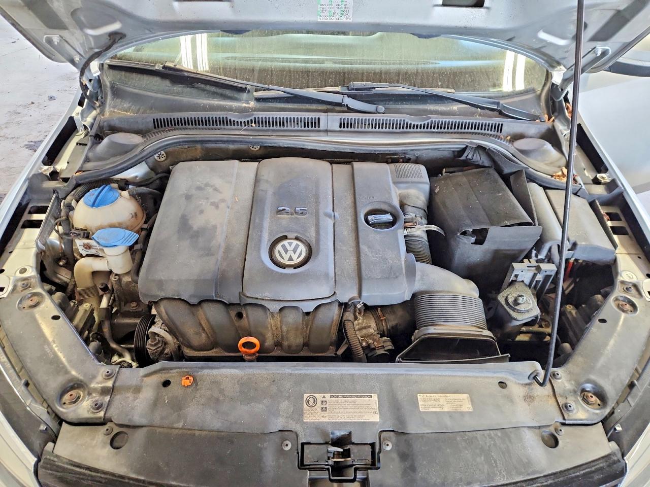 2013 Volkswagen Jetta Se Silver vin: 3VWBP7AJ7DM226895