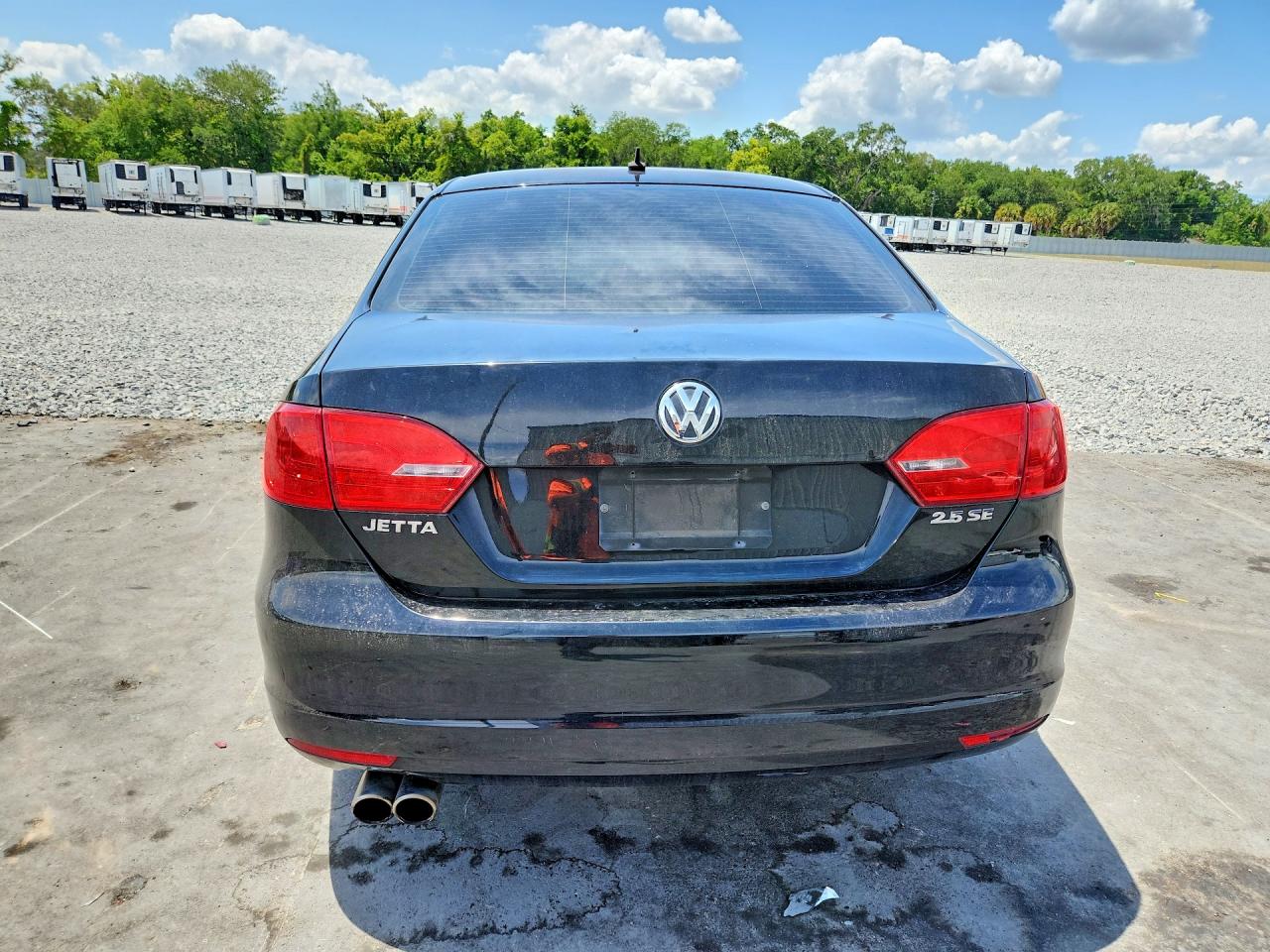 2013 Volkswagen Jetta Se Черный vin: 3VWBP7AJ7DM258813