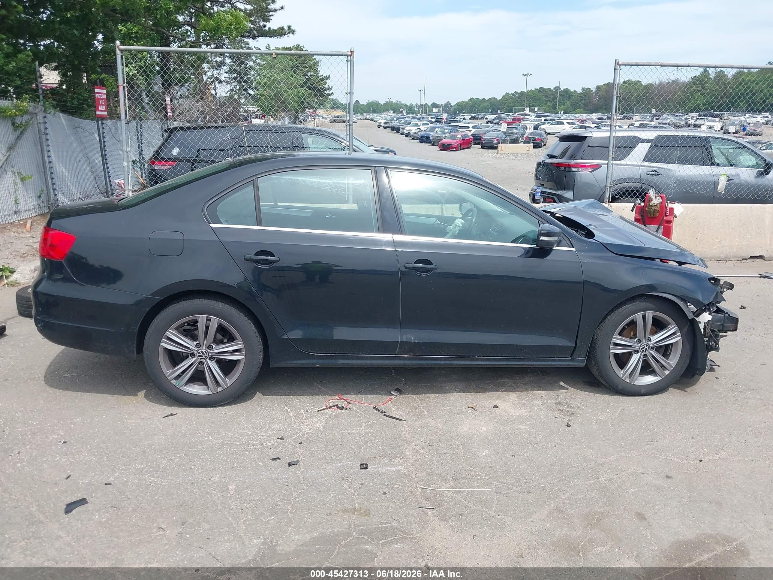2013 Volkswagen Jetta 2.5l Se Black vin: 3VWBP7AJ9DM355608