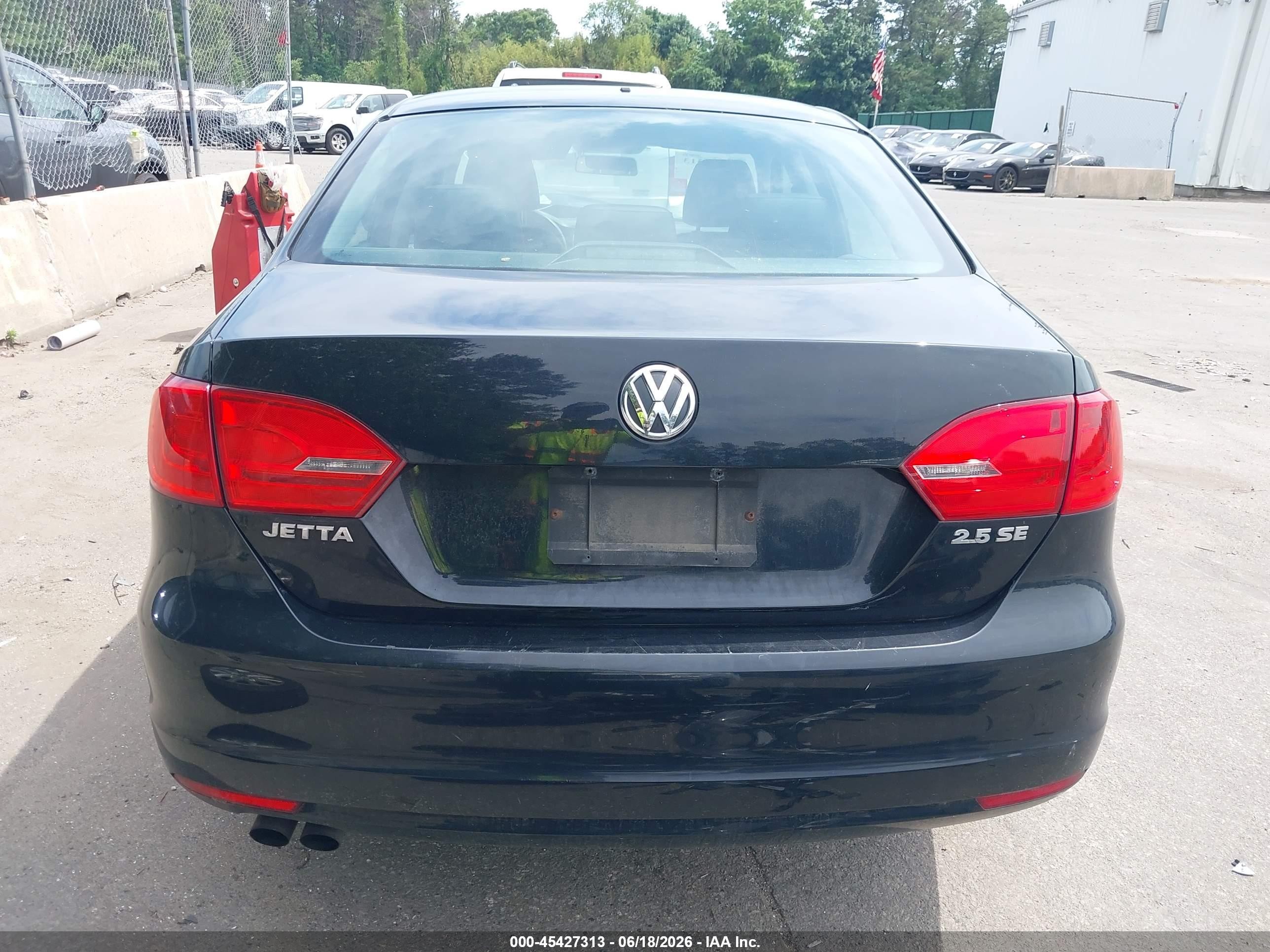 2013 Volkswagen Jetta 2.5l Se Black vin: 3VWBP7AJ9DM355608