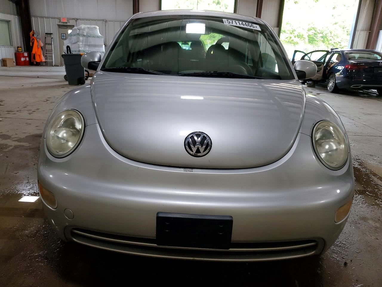 2001 Volkswagen New Beetle Gl Silver vin: 3VWBS21C71M416470