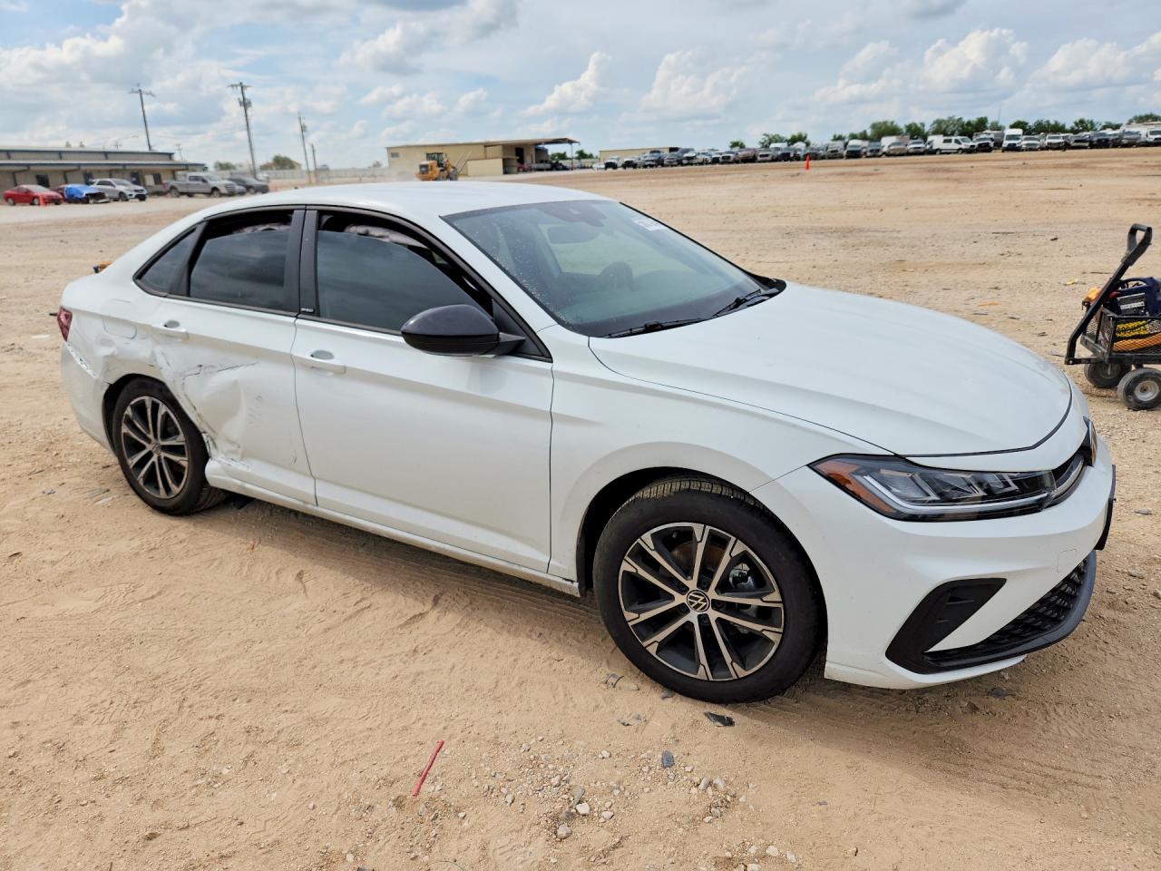 2026 Volkswagen Jetta Sport Белый vin: 3VWBW7BUXTM021243