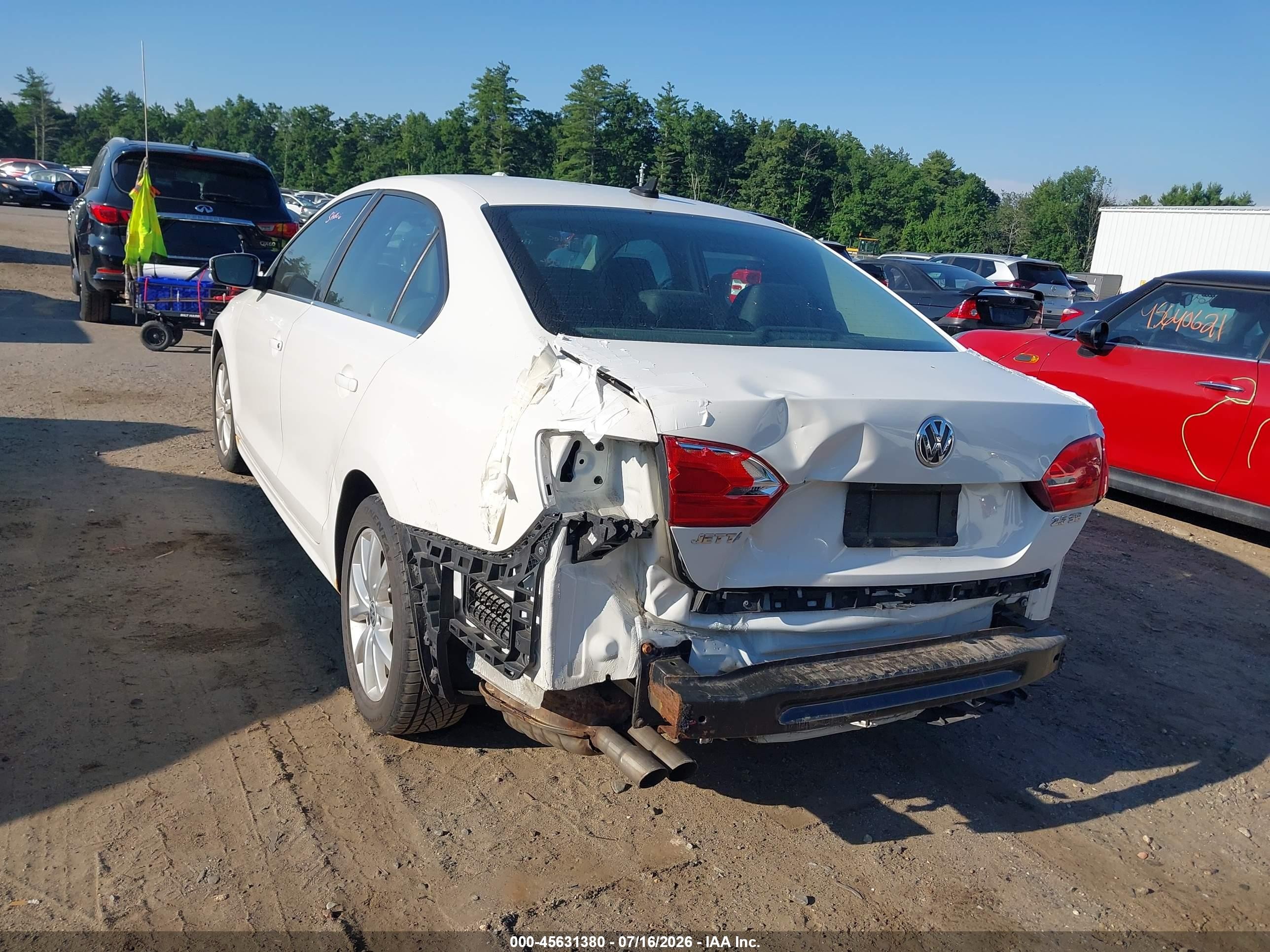 2013 Volkswagen Jetta 2.5l Se White vin: 3VWBX7AJ1DM401044