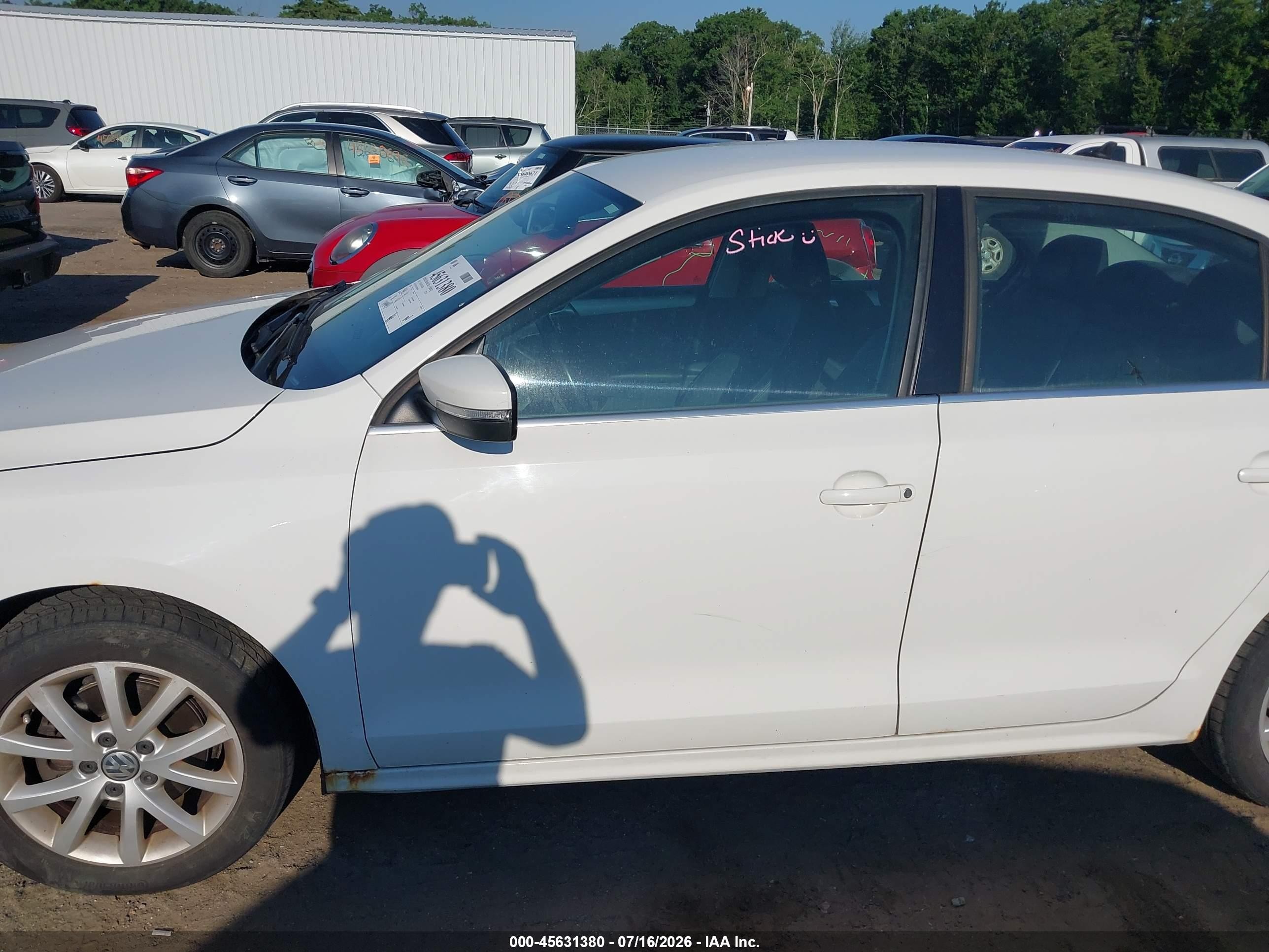 2013 Volkswagen Jetta 2.5l Se White vin: 3VWBX7AJ1DM401044