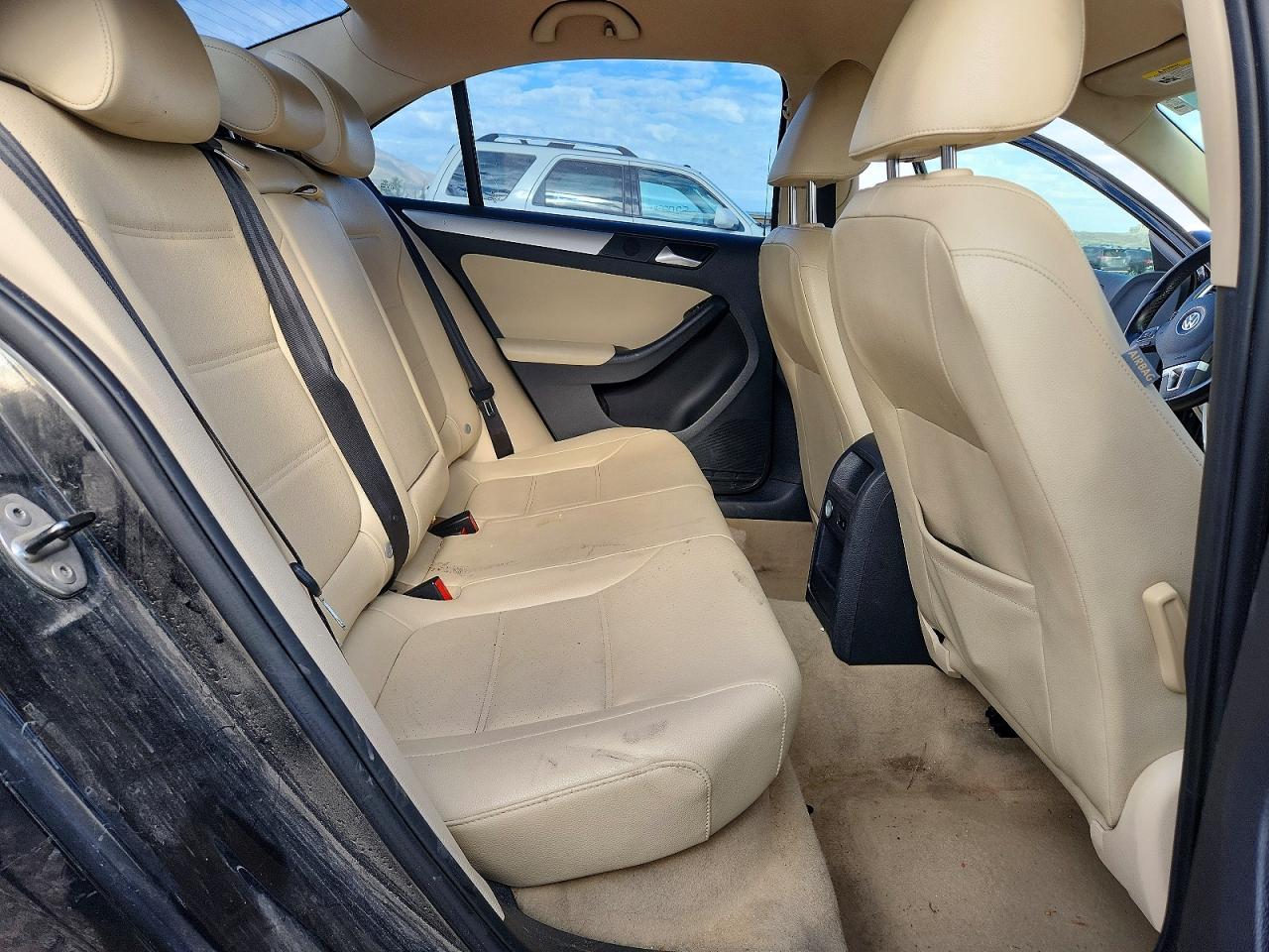 2013 Volkswagen Jetta Se Black vin: 3VWBX7AJ3DM431355