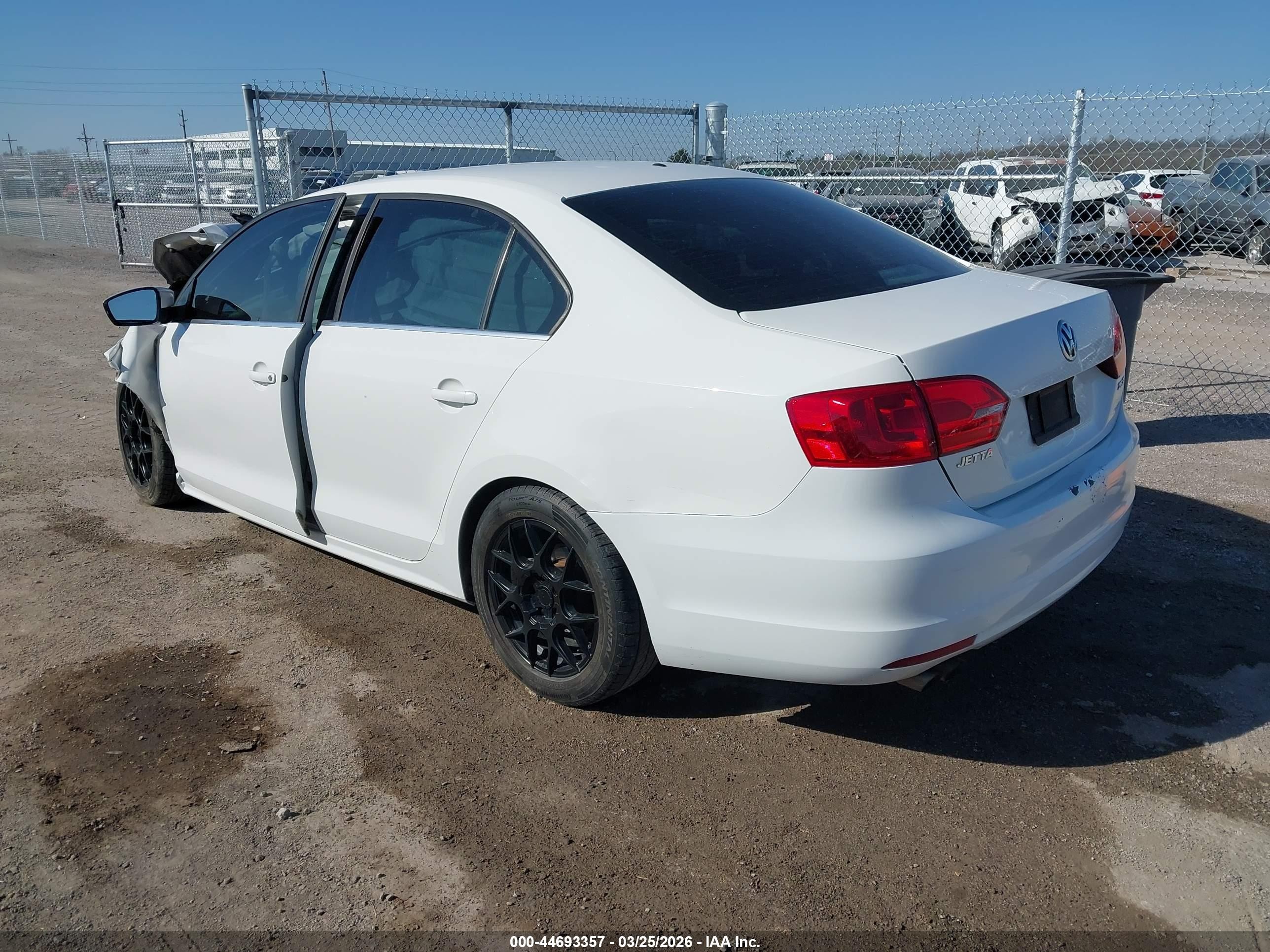 2013 Volkswagen Jetta 2.5l Se White vin: 3VWBX7AJ7DM434534