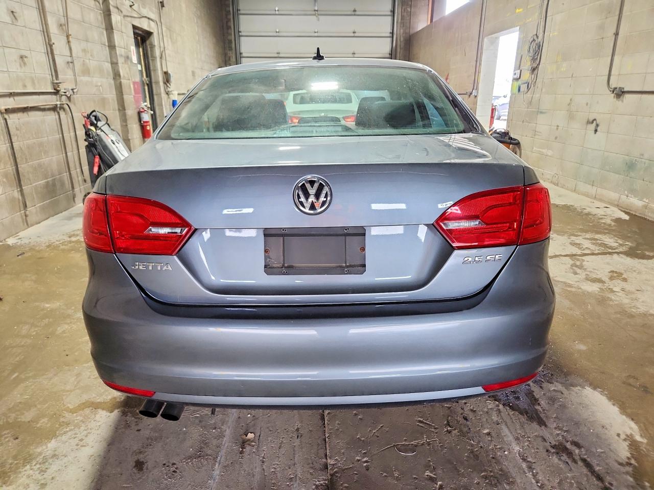 2013 Volkswagen Jetta S/se Gray vin: 3VWBX7AJ8DM432453