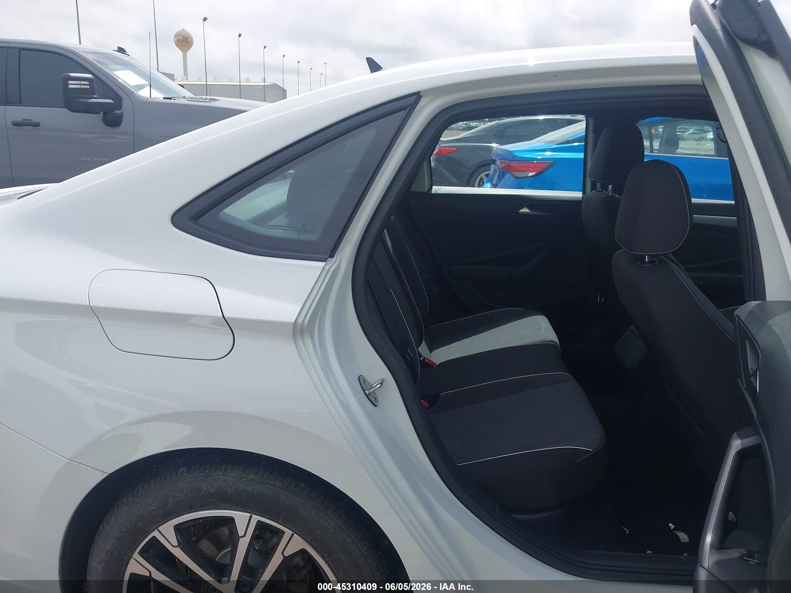 2025 Volkswagen Jetta 1.5t Sport White vin: 3VWBX7BU1SM012359