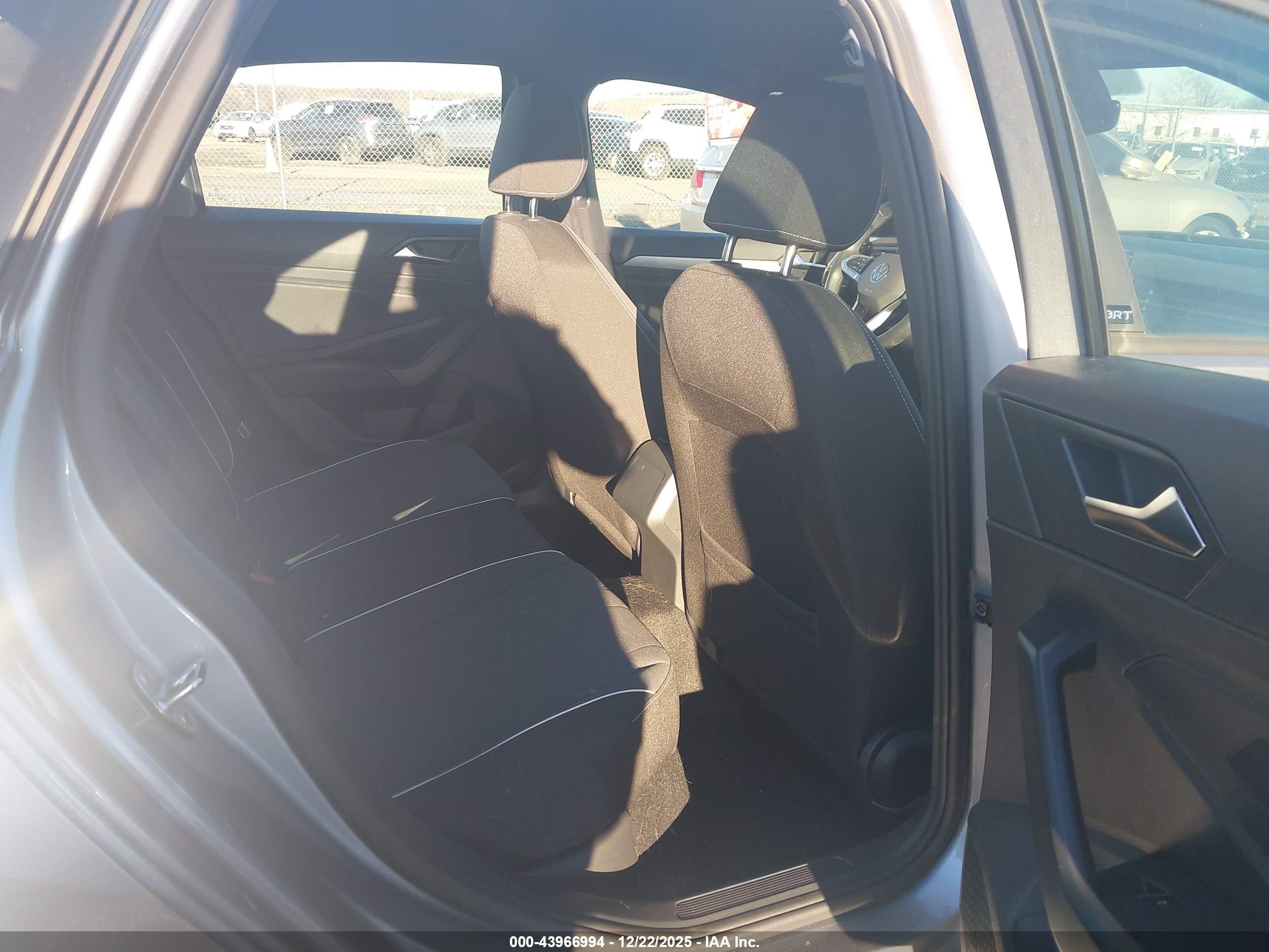 2025 Volkswagen Jetta 1.5t Sport Gray vin: 3VWBX7BU7SM026606