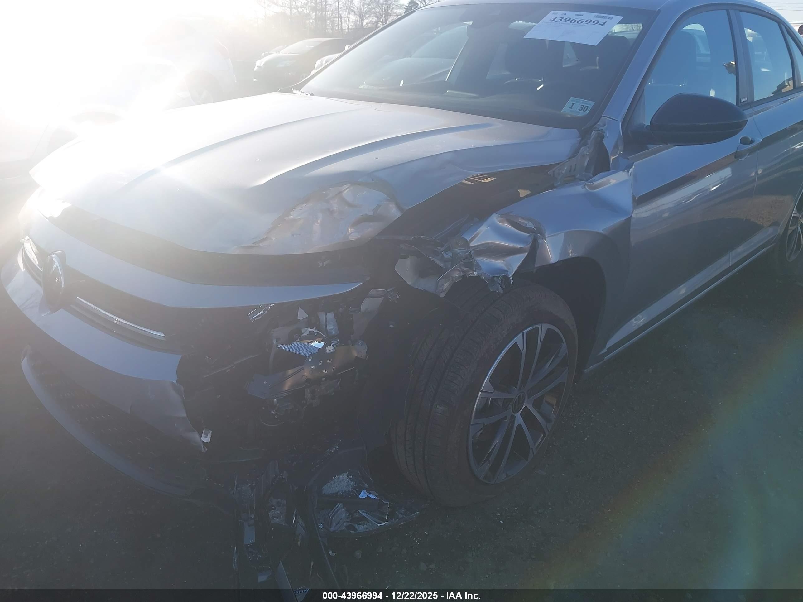 2025 Volkswagen Jetta 1.5t Sport Gray vin: 3VWBX7BU7SM026606