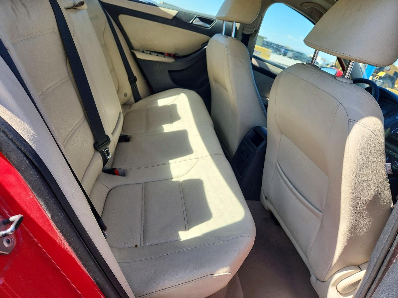 2011 Volkswagen Jetta Se Red vin: 3VWBZ7AJ2BM372659