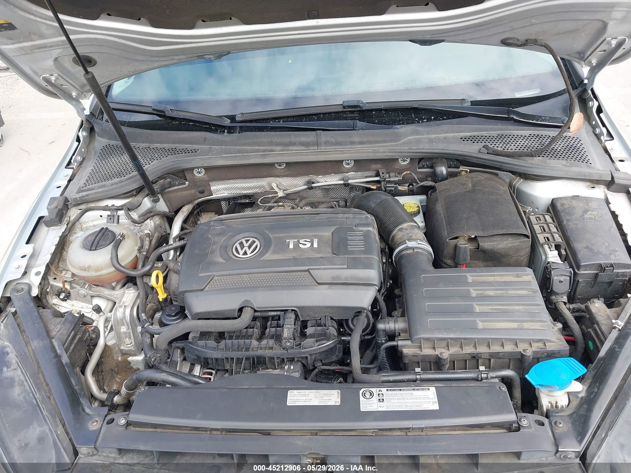 2015 Volkswagen Golf Sportwagen Tsi Se 4-door Silver vin: 3VWC17AU4FM507846