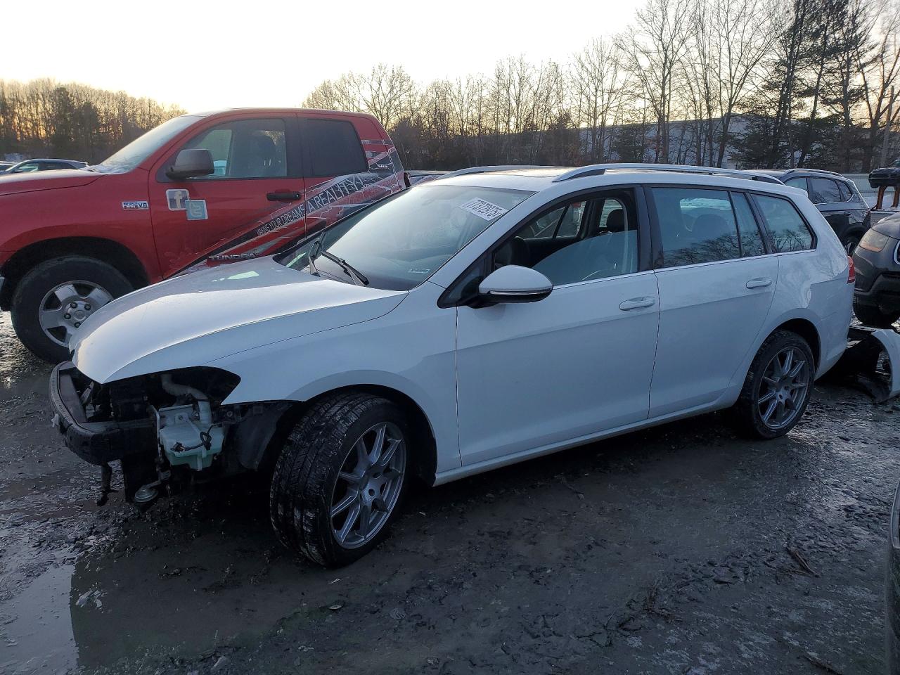 2015 Volkswagen Golf Sportwagen S White vin: 3VWC17AU4FM508236