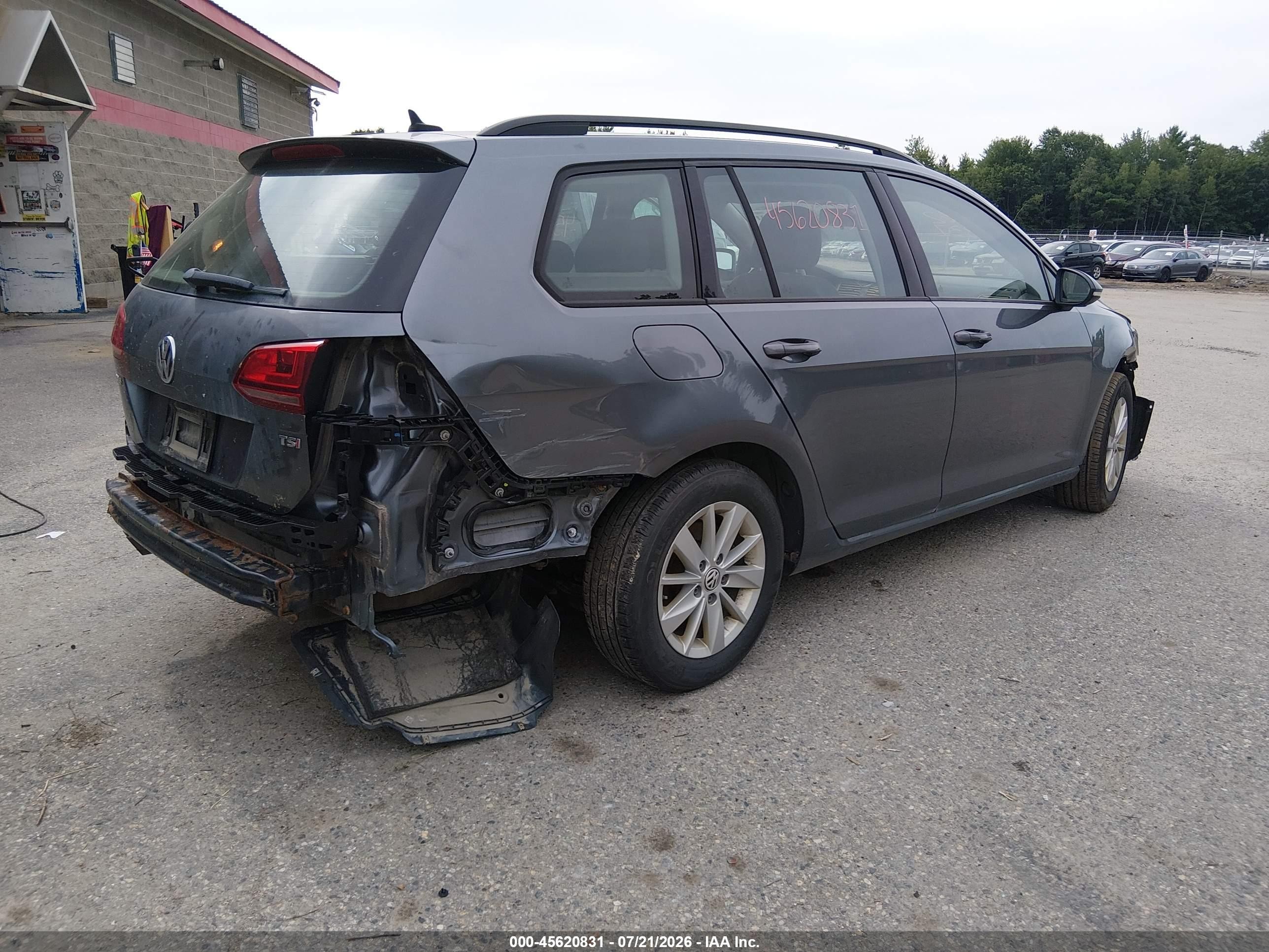 2015 Volkswagen Golf Sportwagen Tsi S 4-door Серый vin: 3VWC17AU8FM501323