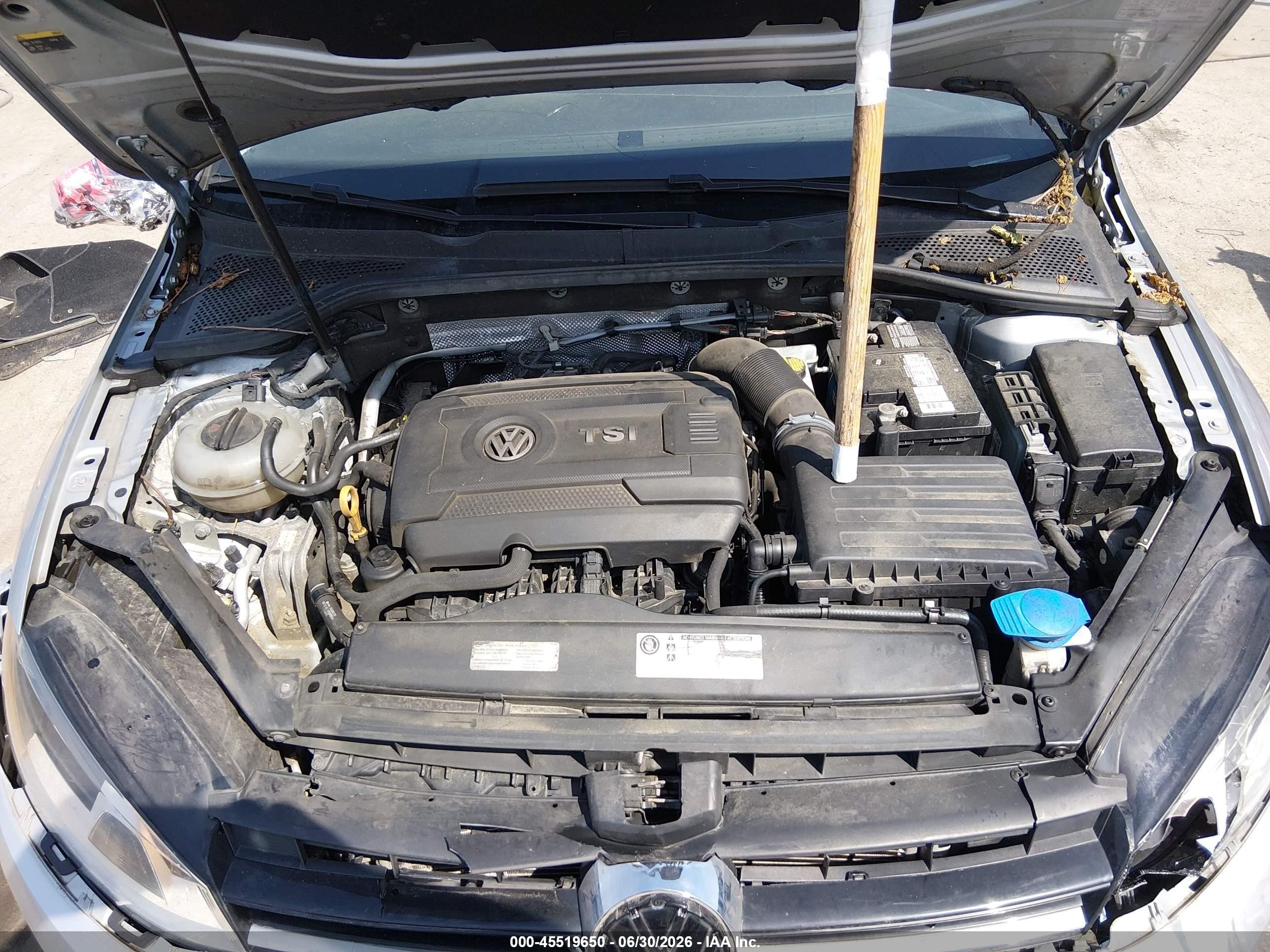 2015 Volkswagen Golf Sportwagen Tsi Se 4-door Silver vin: 3VWC17AU8FM517280