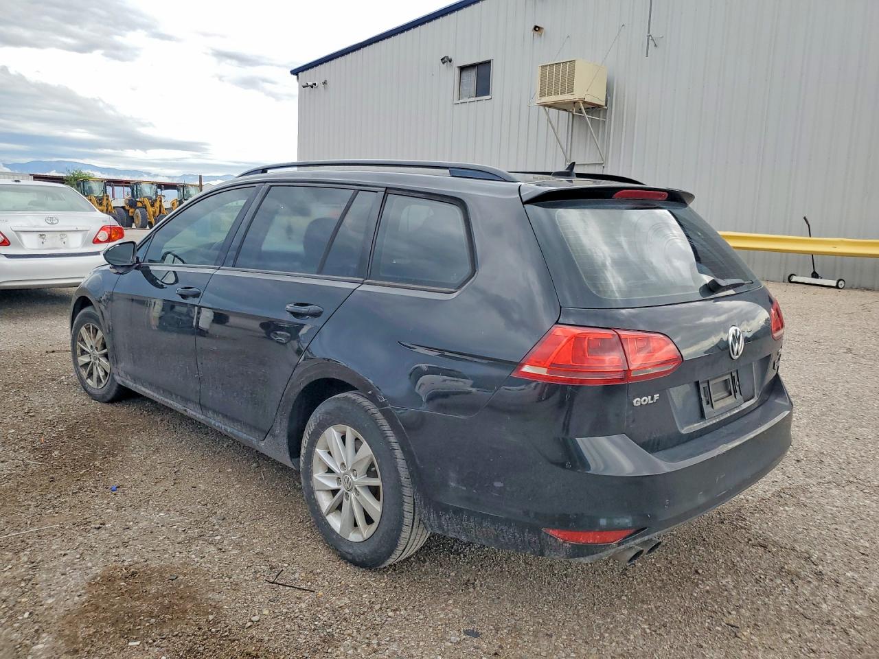 2015 Volkswagen Golf Sportwagen S Black vin: 3VWC17AUXFM501162