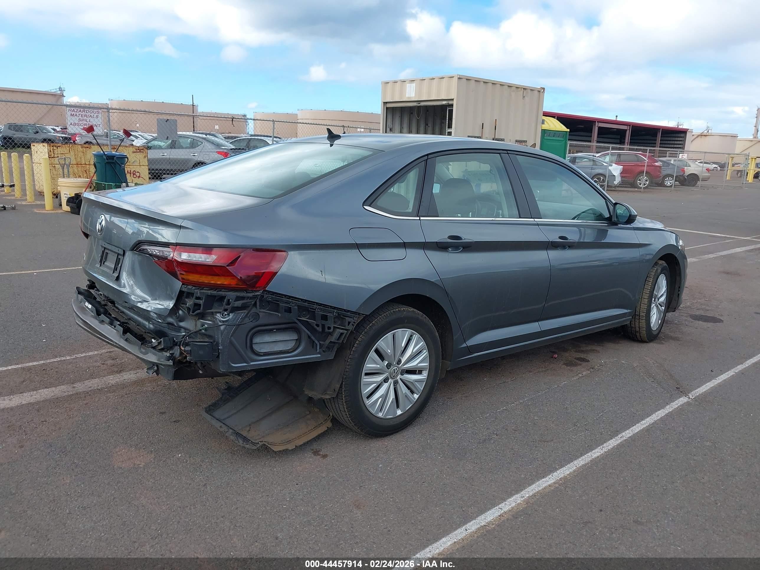 2019 Volkswagen Jetta   Gray vin: 3VWC57BU0KM116366