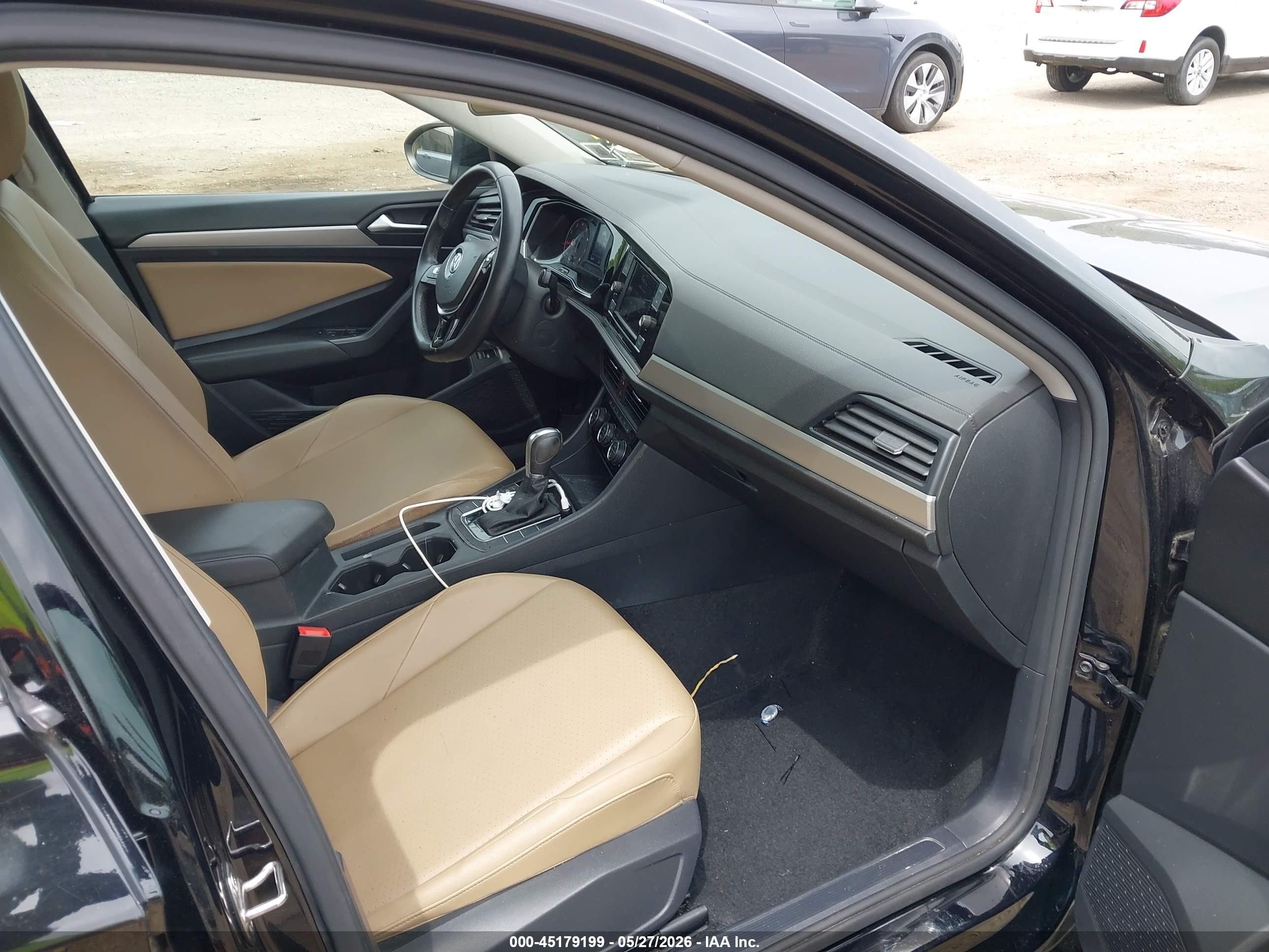 2019 Volkswagen Jetta 1.4t R-line/1.4t S/1.4t Se Черный vin: 3VWC57BU0KM124239
