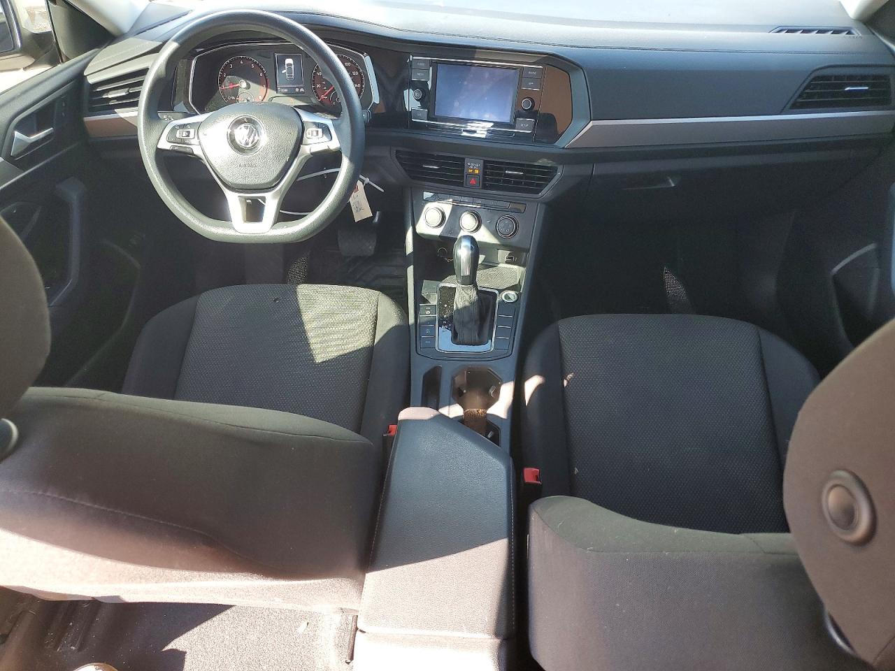2019 Volkswagen Jetta S White vin: 3VWC57BU1KM064620