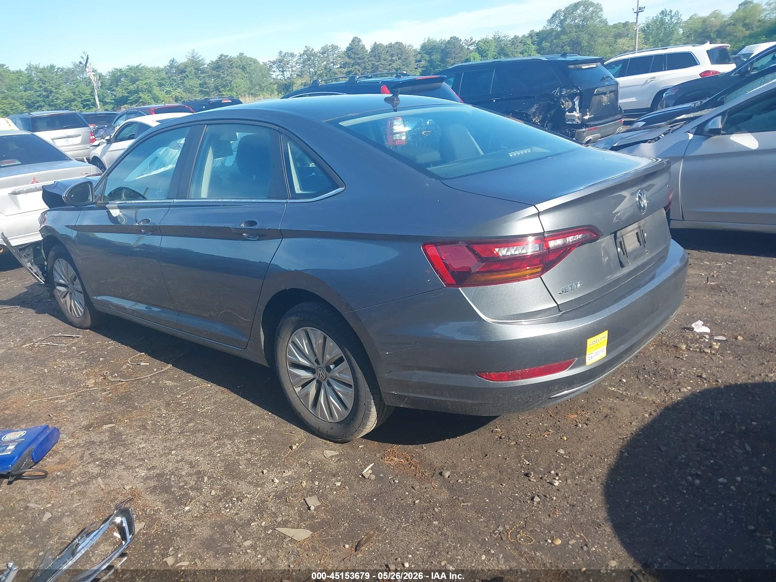 2019 Volkswagen Jetta 1.4t R-line/1.4t S/1.4t Se Gray vin: 3VWC57BU1KM136609