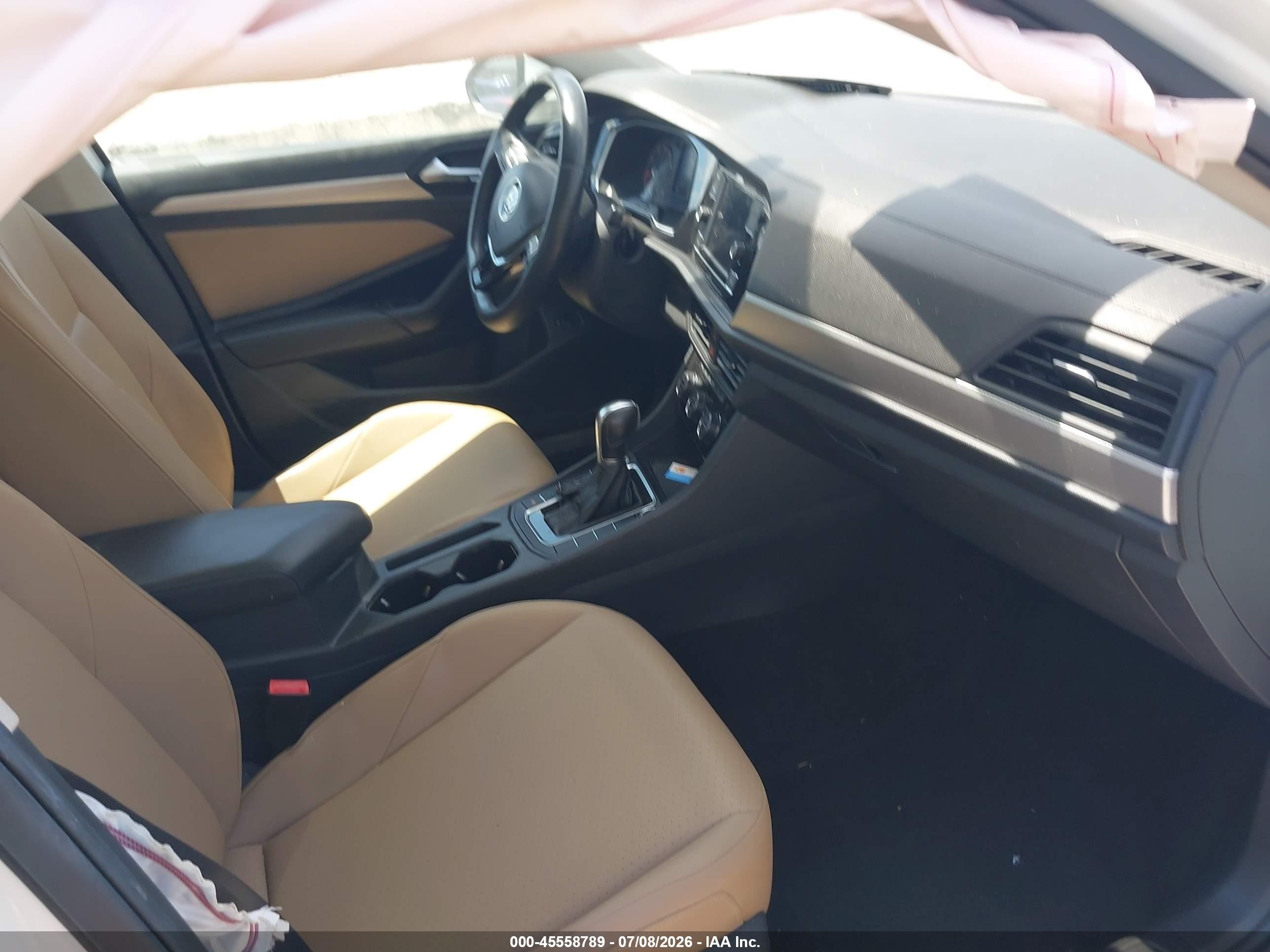 2019 Volkswagen Jetta 1.4t R-line/1.4t S/1.4t Se White vin: 3VWC57BU1KM254336