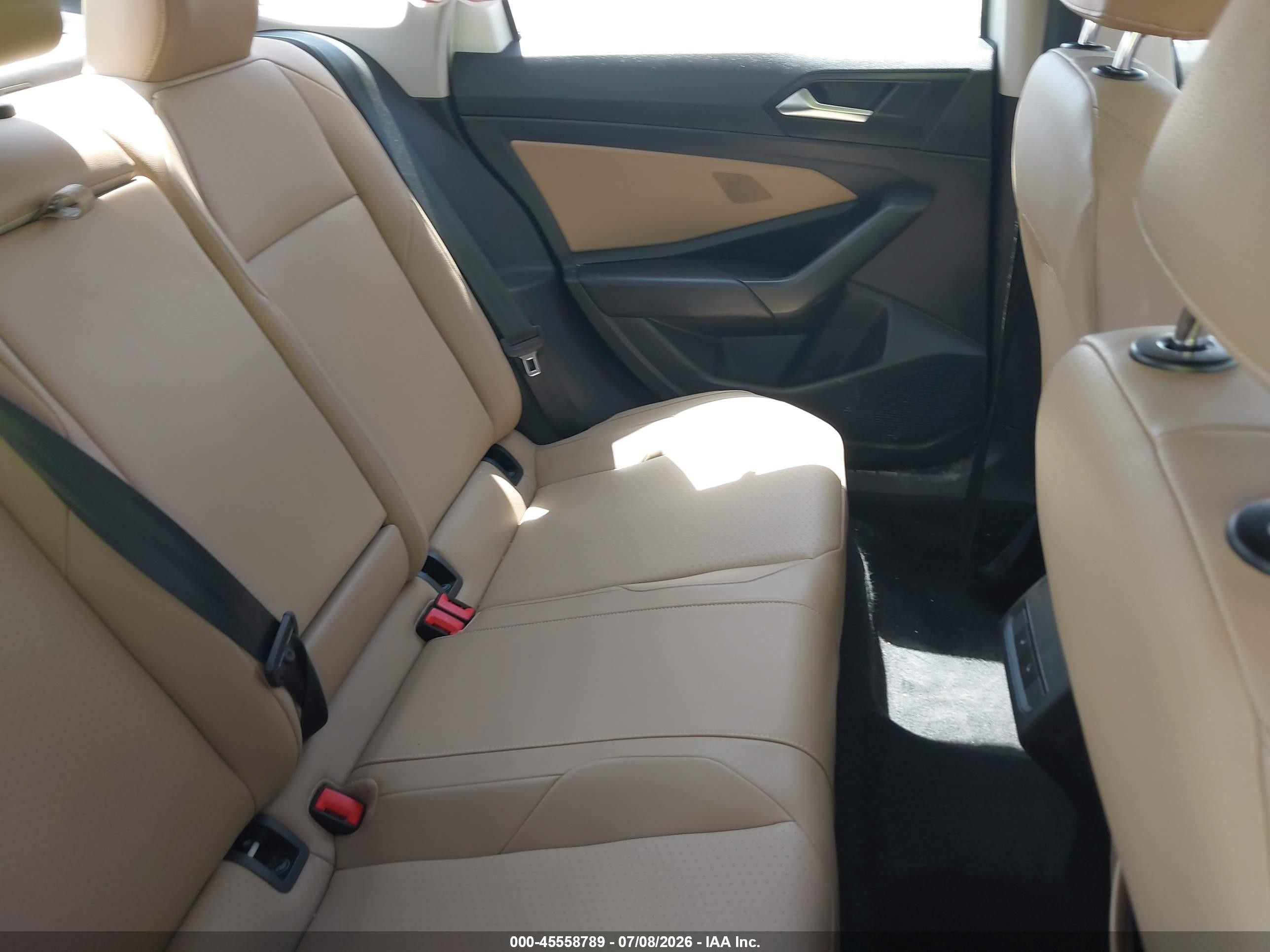 2019 Volkswagen Jetta 1.4t R-line/1.4t S/1.4t Se White vin: 3VWC57BU1KM254336