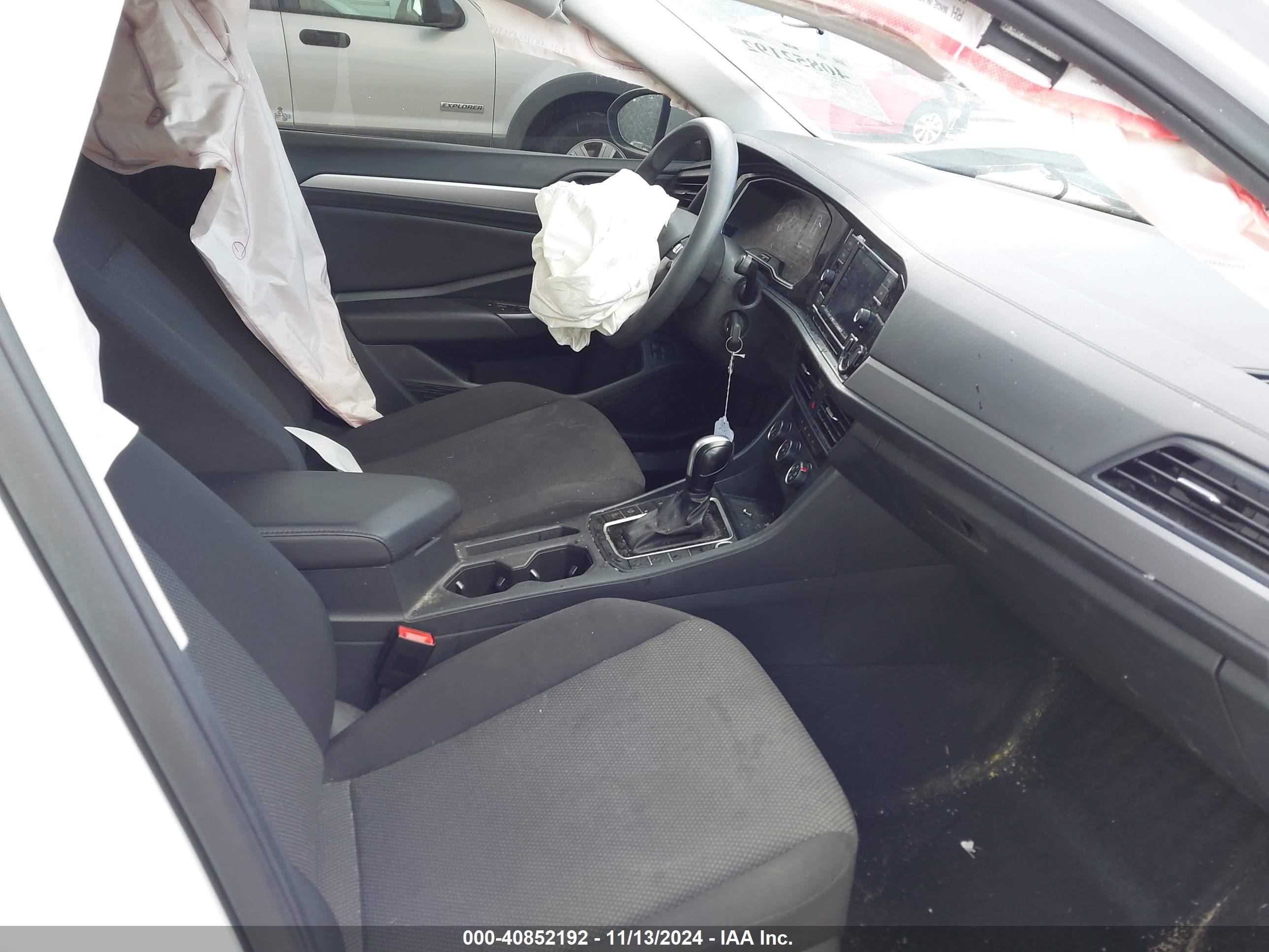 2021 Volkswagen Jetta 1.4t R-line/1.4t S/1.4t Se White vin: 3VWC57BU1MM042961