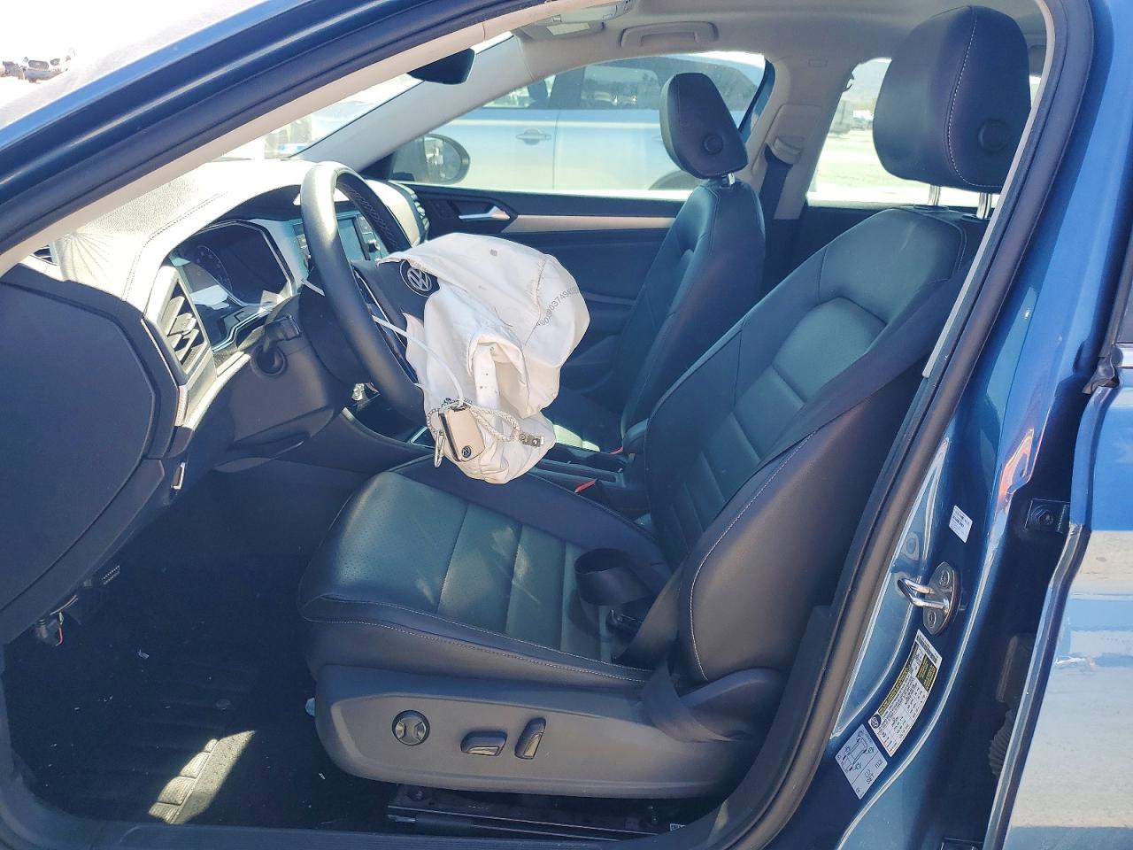 2021 Volkswagen Jetta Blue vin: 3VWC57BU2MM090887