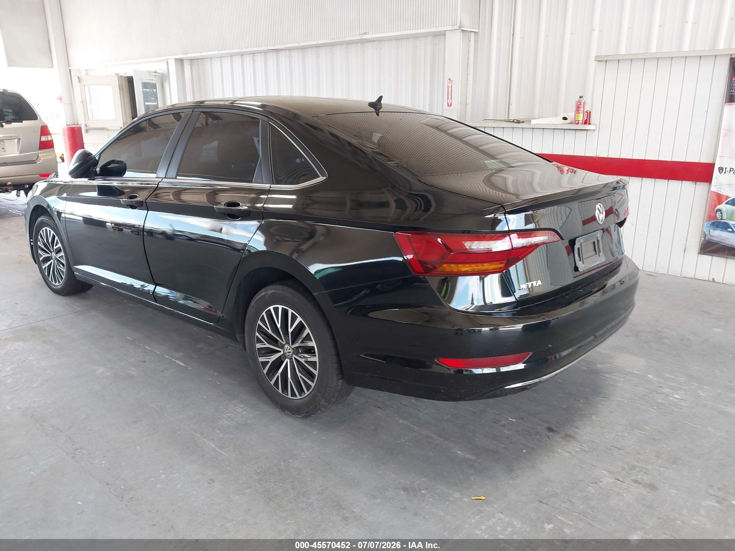2019 Volkswagen Jetta 1.4t R-line/1.4t S/1.4t Se Black vin: 3VWC57BU3KM157574