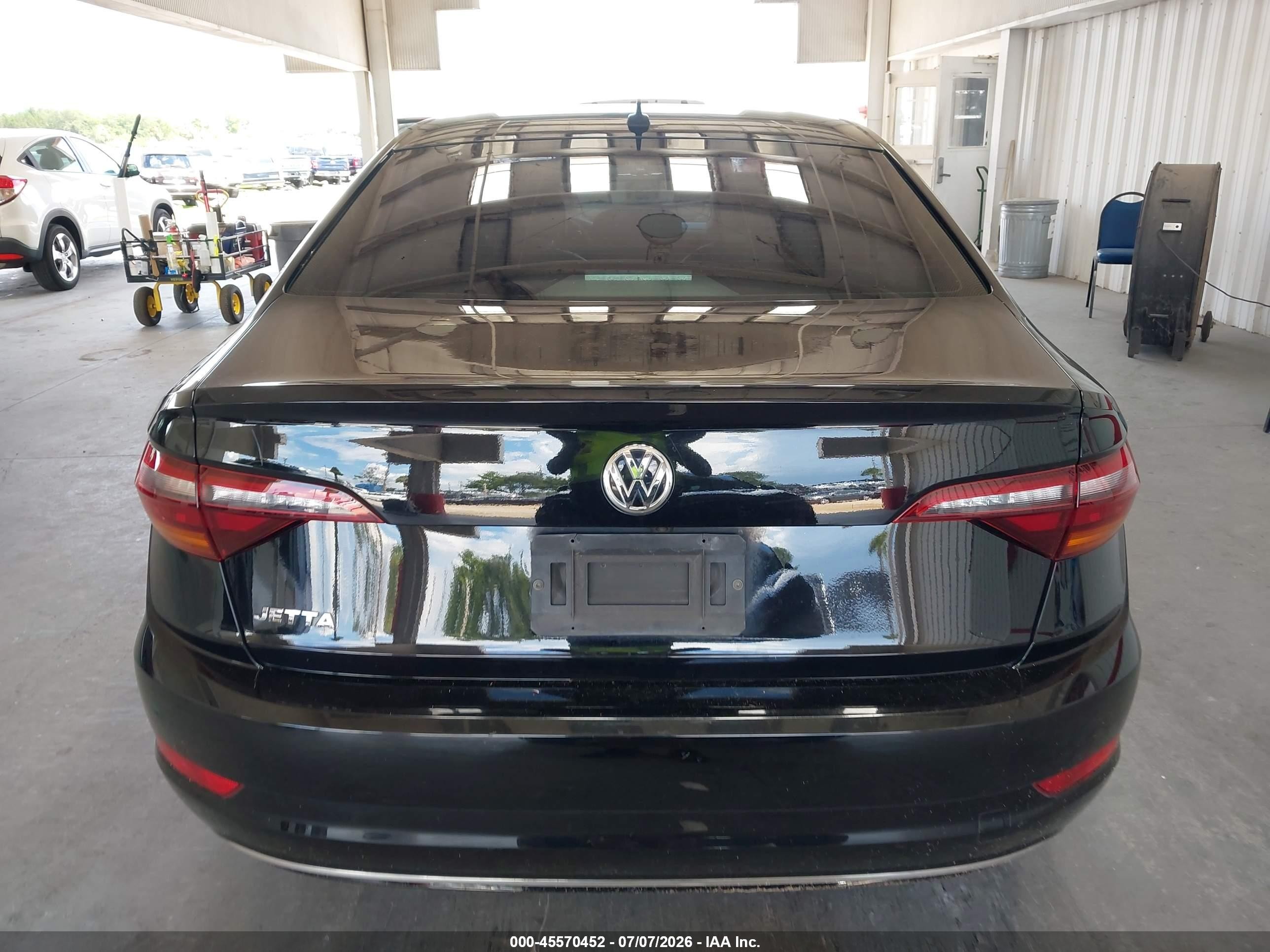 2019 Volkswagen Jetta 1.4t R-line/1.4t S/1.4t Se Black vin: 3VWC57BU3KM157574