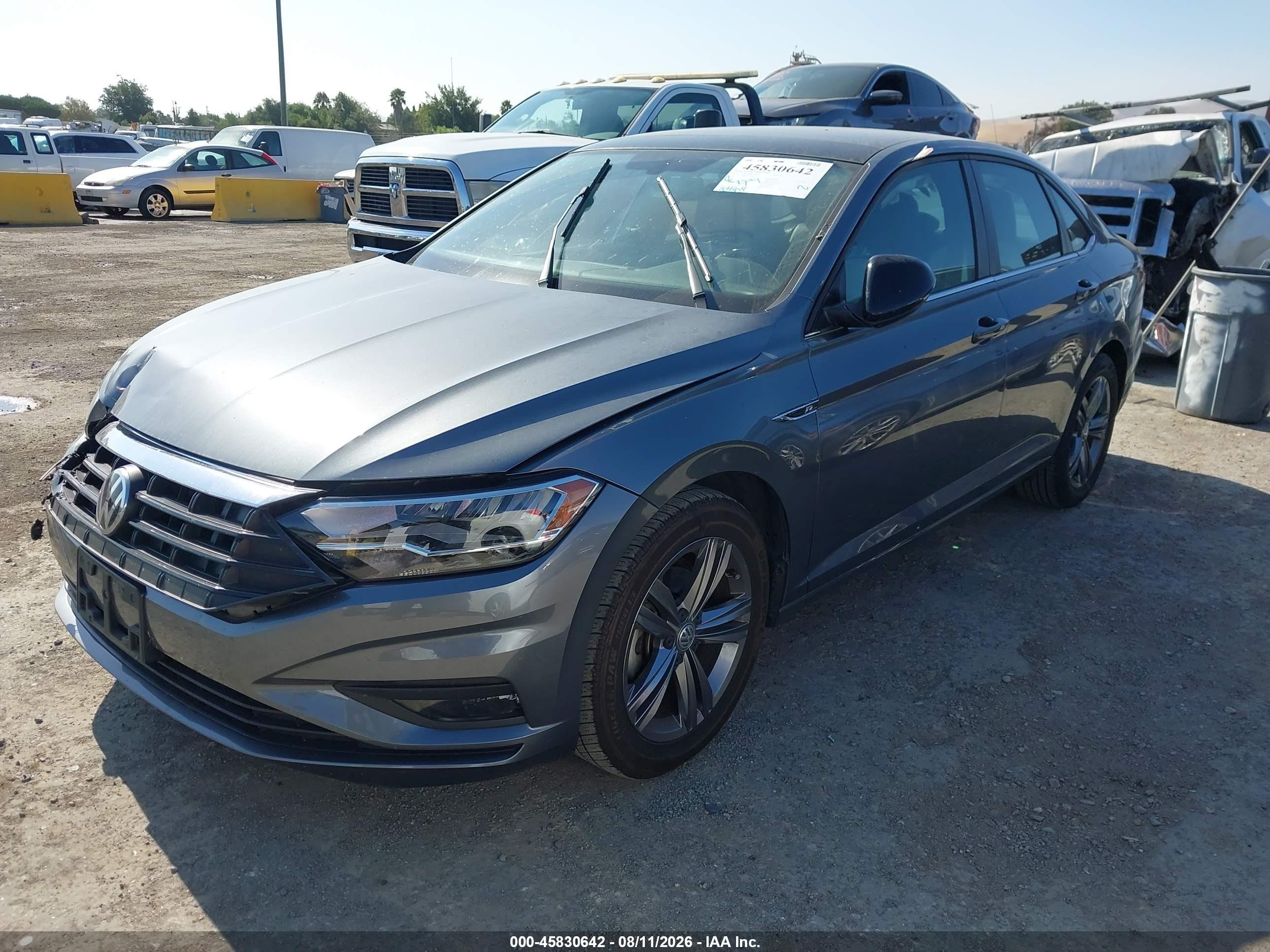 2019 Volkswagen Jetta 1.4t R-line/1.4t S/1.4t Se Gray vin: 3VWC57BU3KM197881