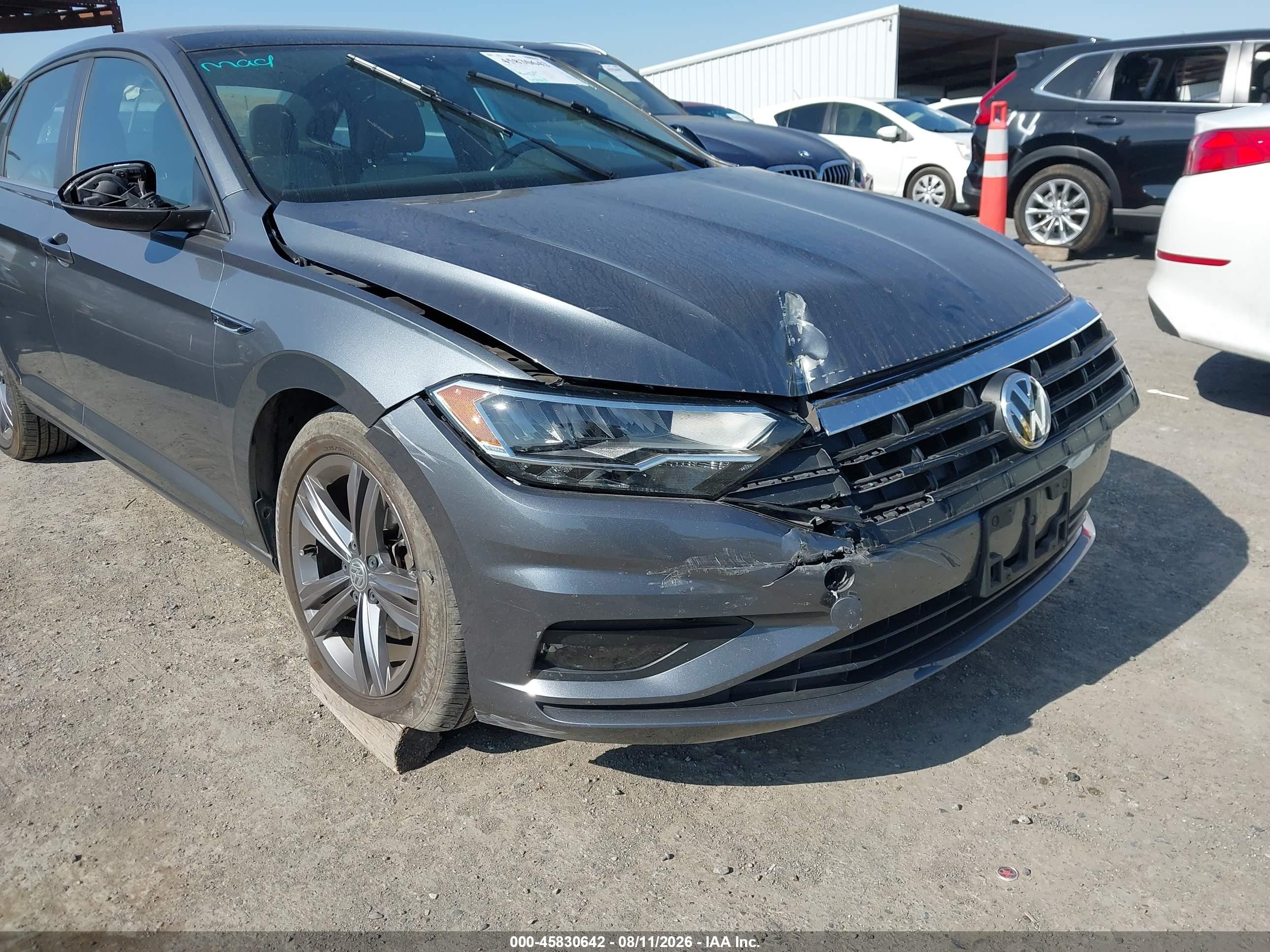 2019 Volkswagen Jetta 1.4t R-line/1.4t S/1.4t Se Gray vin: 3VWC57BU3KM197881