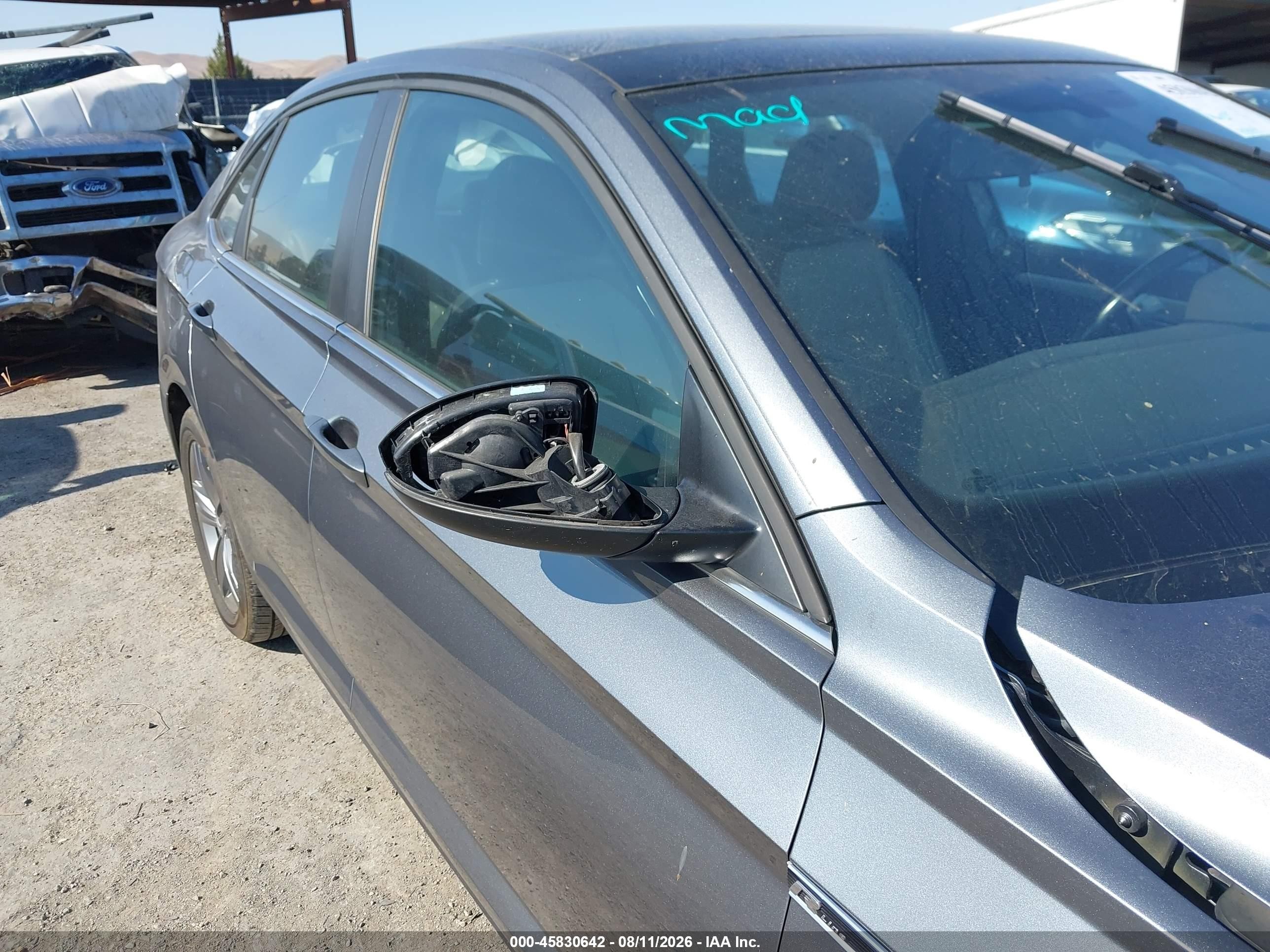 2019 Volkswagen Jetta 1.4t R-line/1.4t S/1.4t Se Gray vin: 3VWC57BU3KM197881