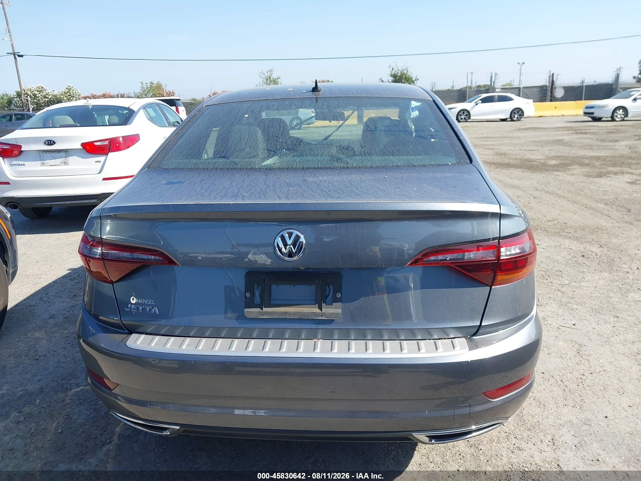 2019 Volkswagen Jetta 1.4t R-line/1.4t S/1.4t Se Gray vin: 3VWC57BU3KM197881