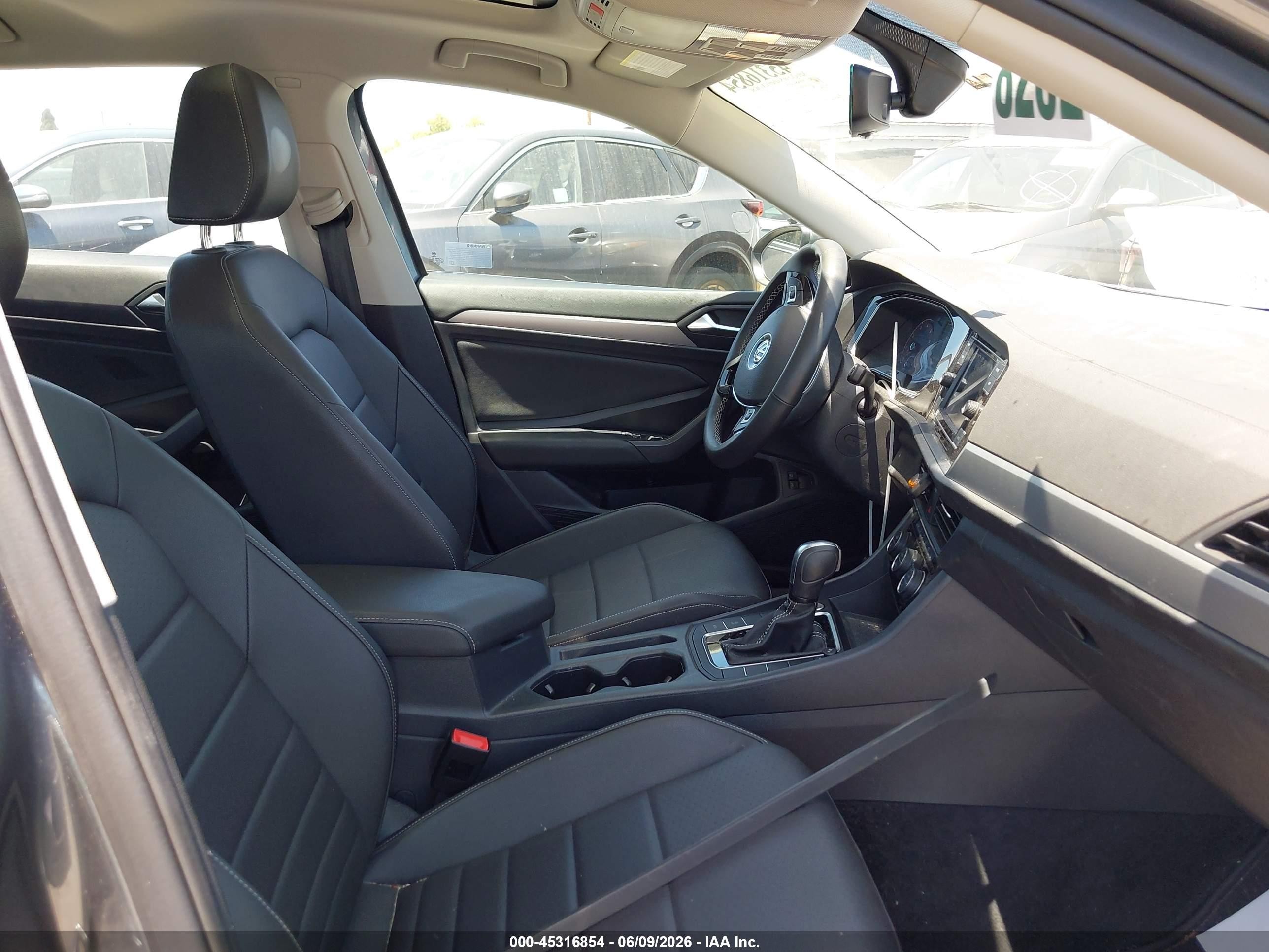 2021 Volkswagen Jetta 1.4t R-line/1.4t S/1.4t Se Gray vin: 3VWC57BU3MM013011