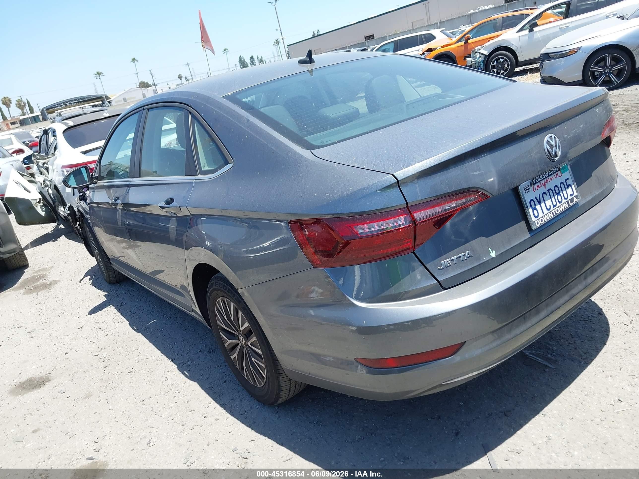 2021 Volkswagen Jetta 1.4t R-line/1.4t S/1.4t Se Gray vin: 3VWC57BU3MM013011