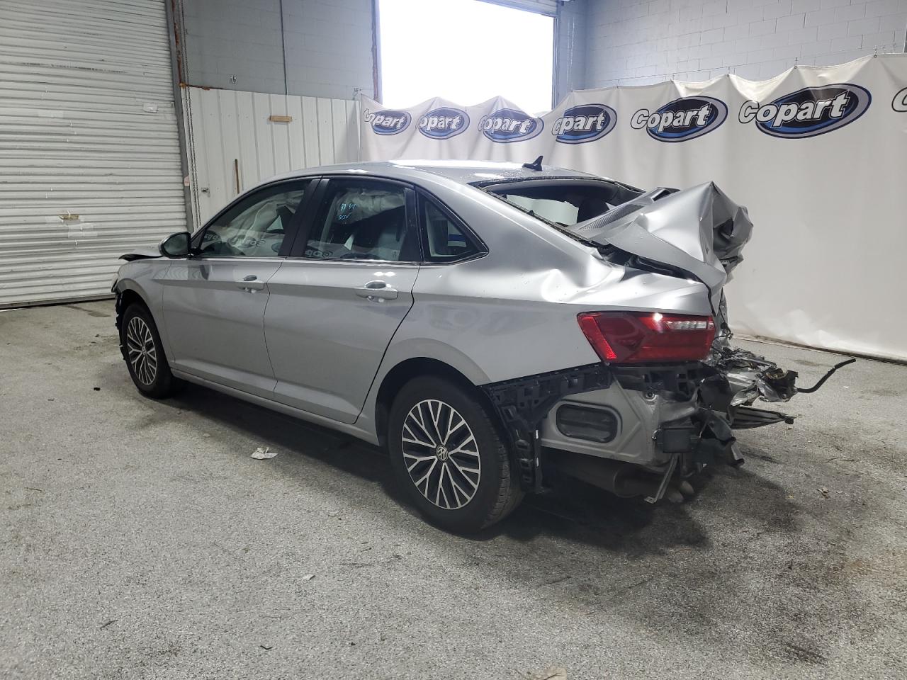 2021 Volkswagen Jetta S Серебряный vin: 3VWC57BU3MM044548 Damage: Left Qtr Panel, Severe Damage, Replacement Required