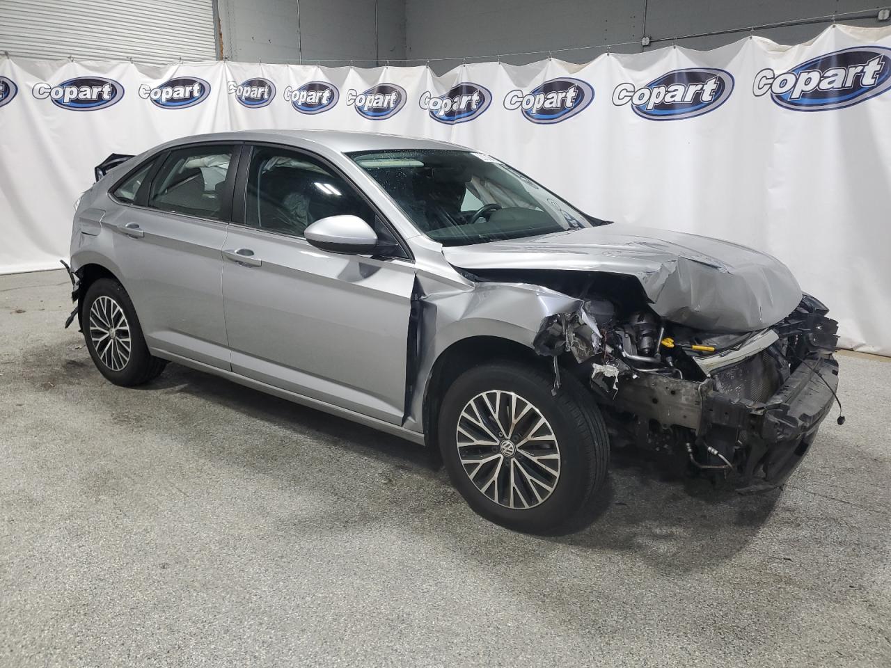 2021 Volkswagen Jetta S Серебряный vin: 3VWC57BU3MM044548 Damage: Right Front Fender, Severe Damage, Replacement Required