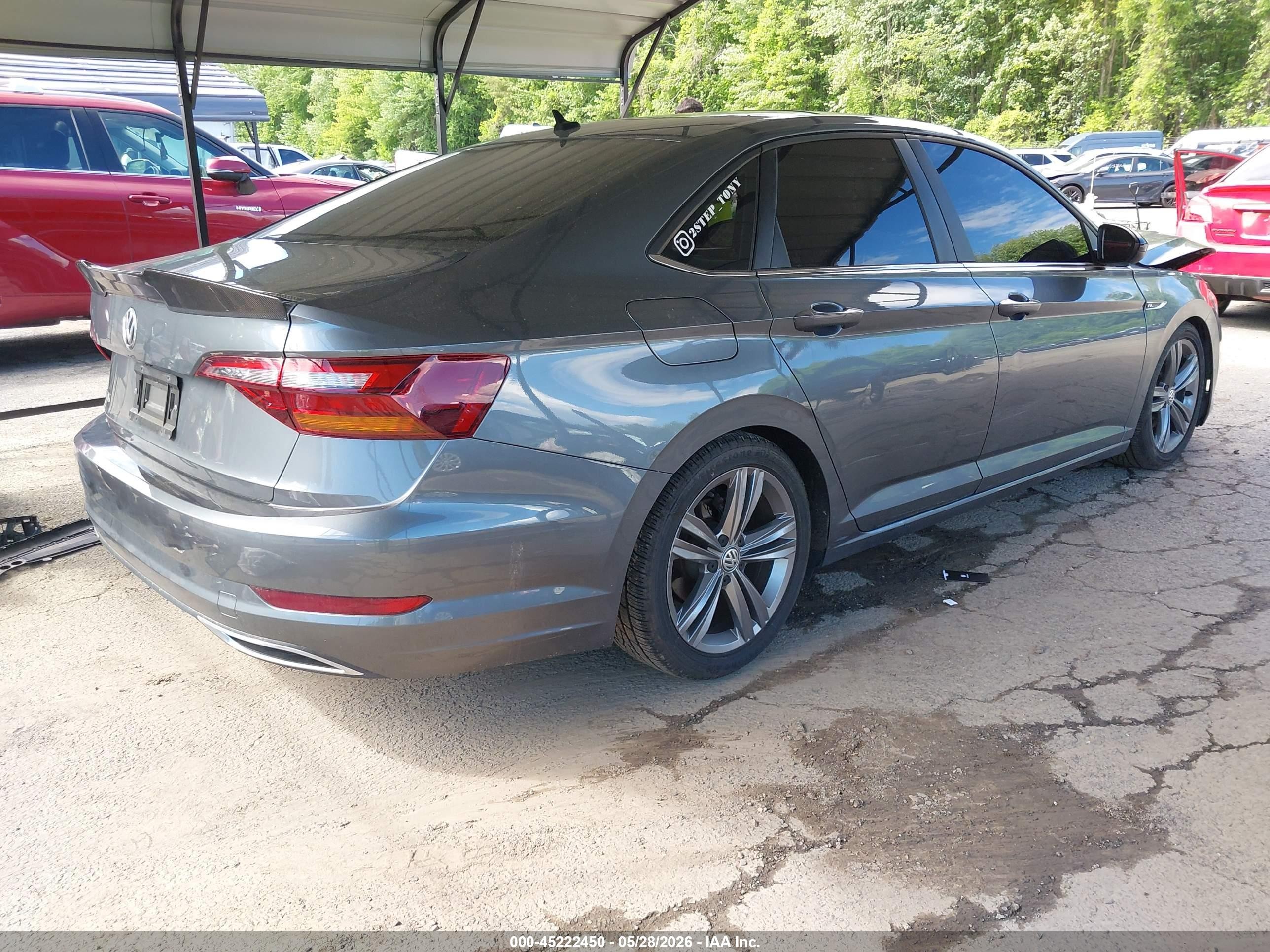 2019 Volkswagen Jetta 1.4t R-line/1.4t S/1.4t Se Gray vin: 3VWC57BU4KM102406