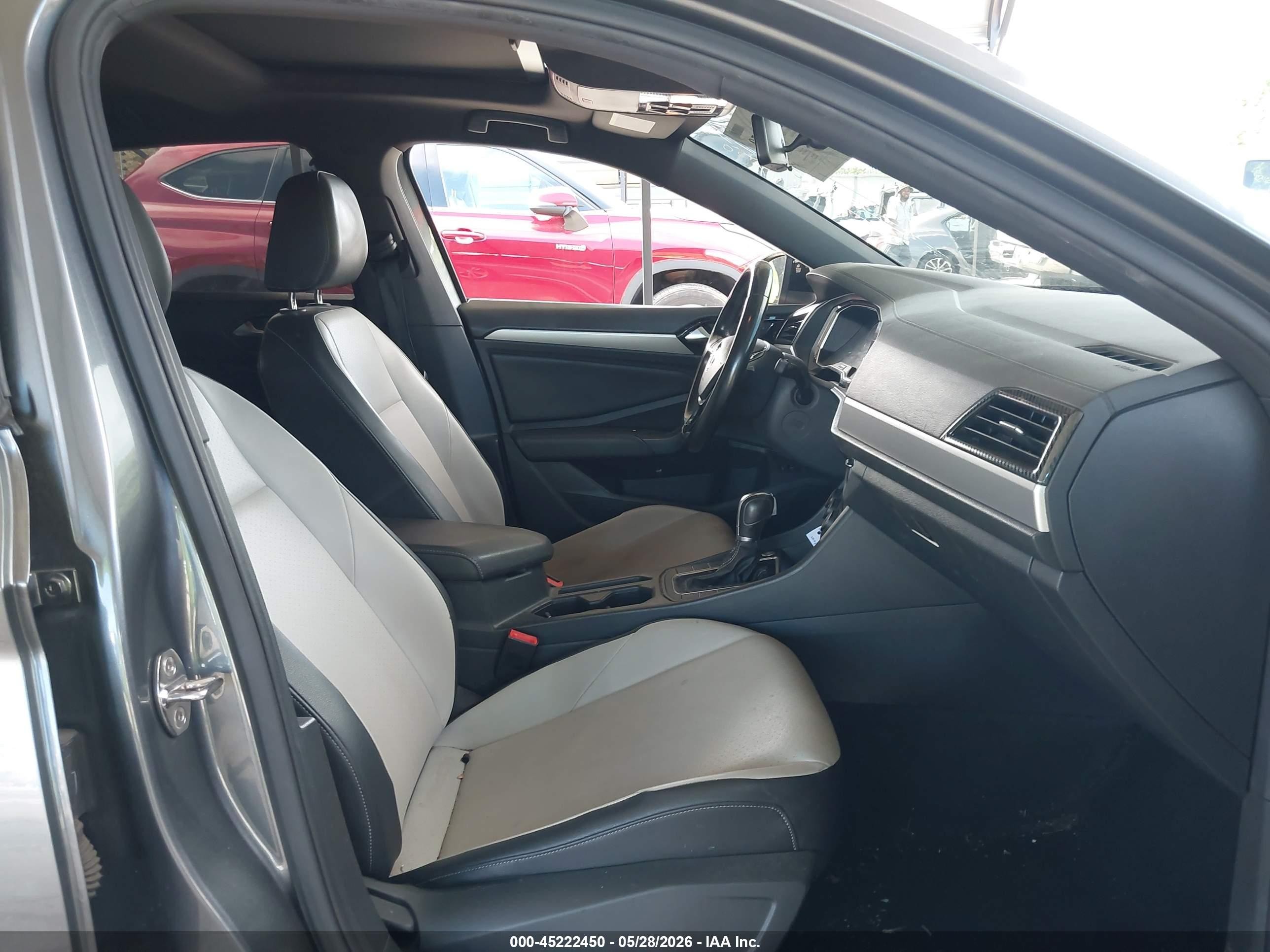 2019 Volkswagen Jetta 1.4t R-line/1.4t S/1.4t Se Gray vin: 3VWC57BU4KM102406