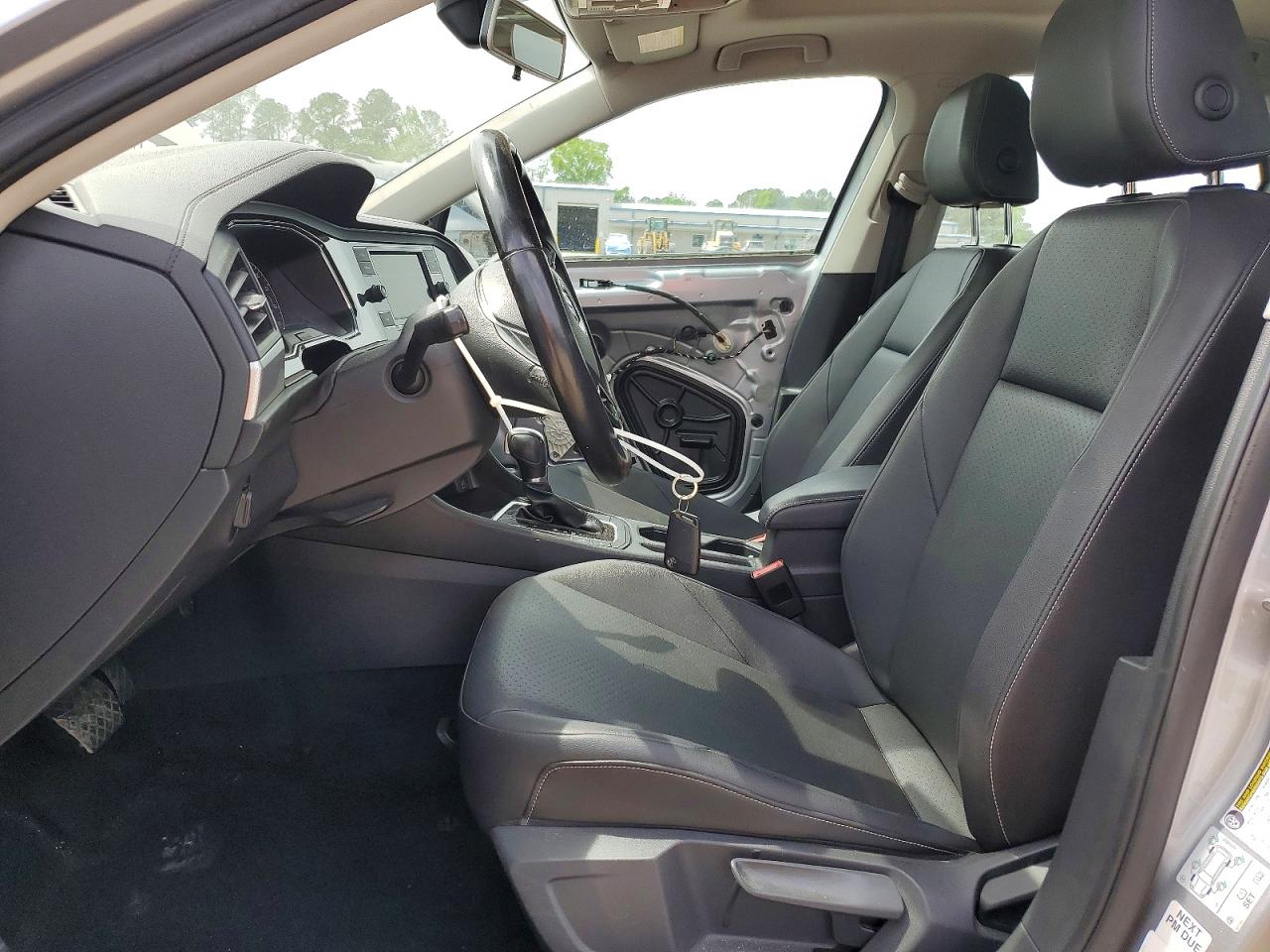 2019 Volkswagen Jetta S Серебряный vin: 3VWC57BU4KM188185